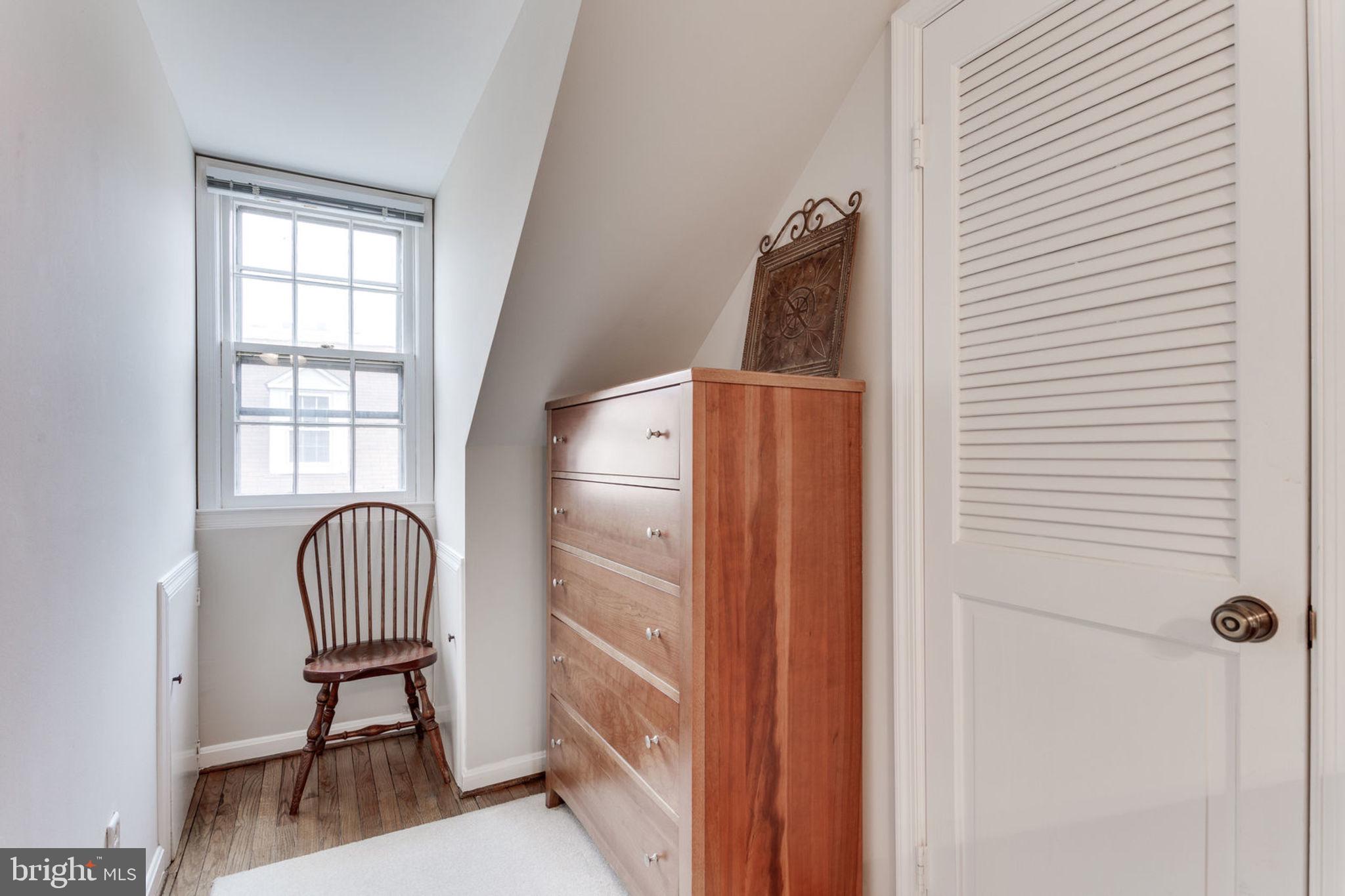 WASHINGTON SQUARE - Residential