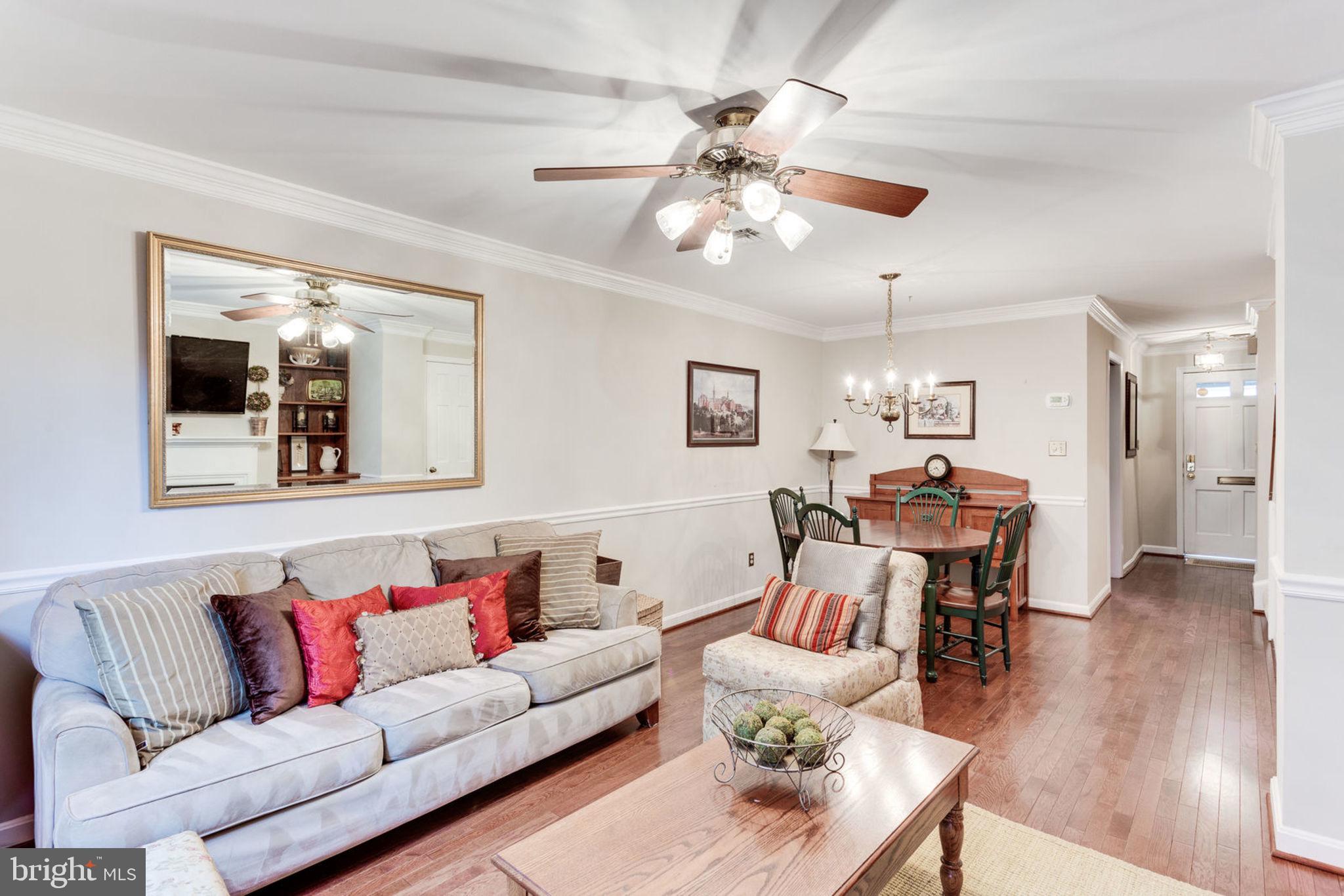 WASHINGTON SQUARE - Residential