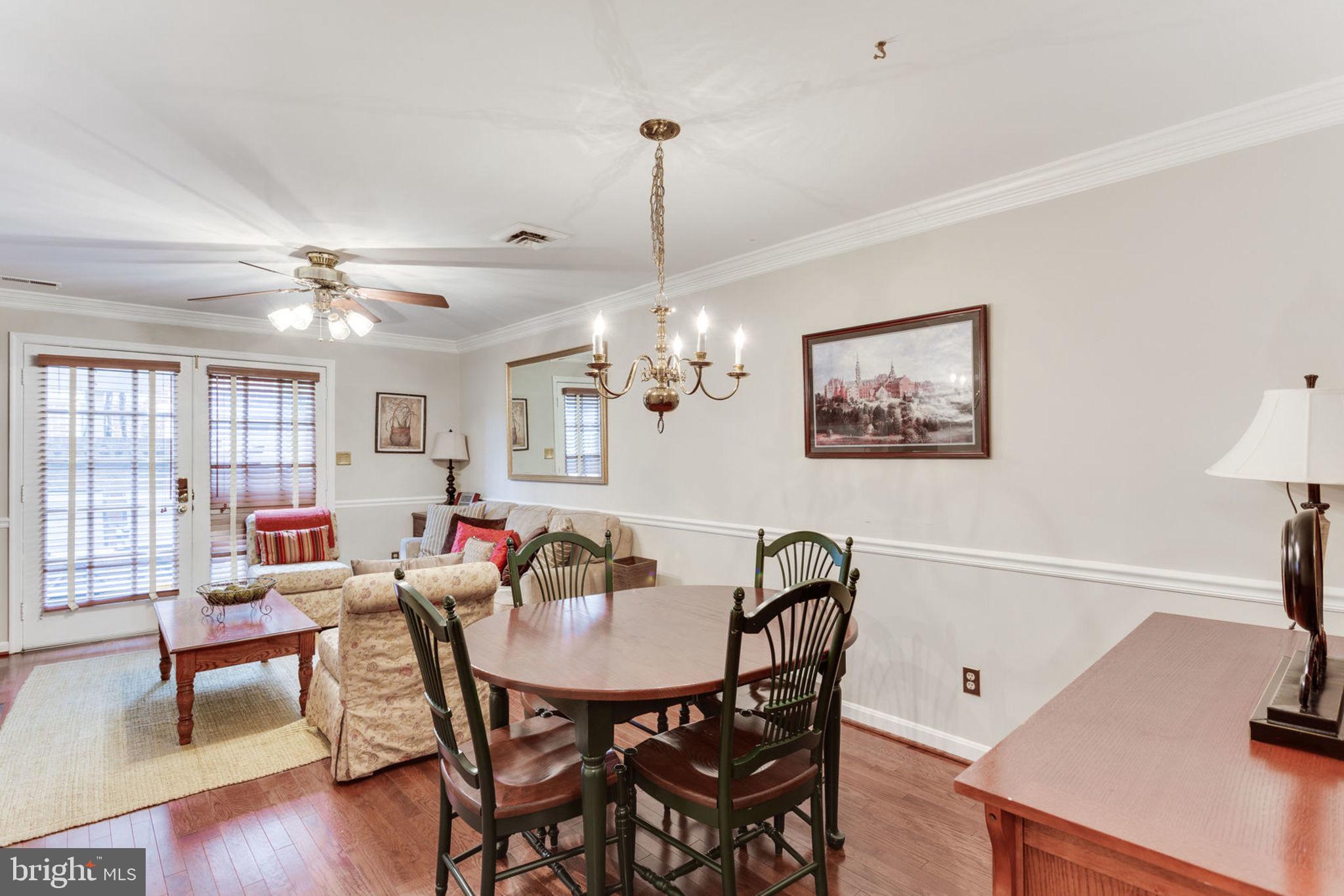 WASHINGTON SQUARE - Residential