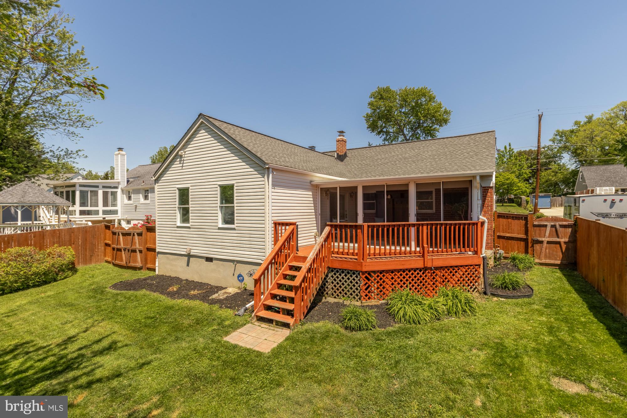 GLENMONT HILLS - Residential