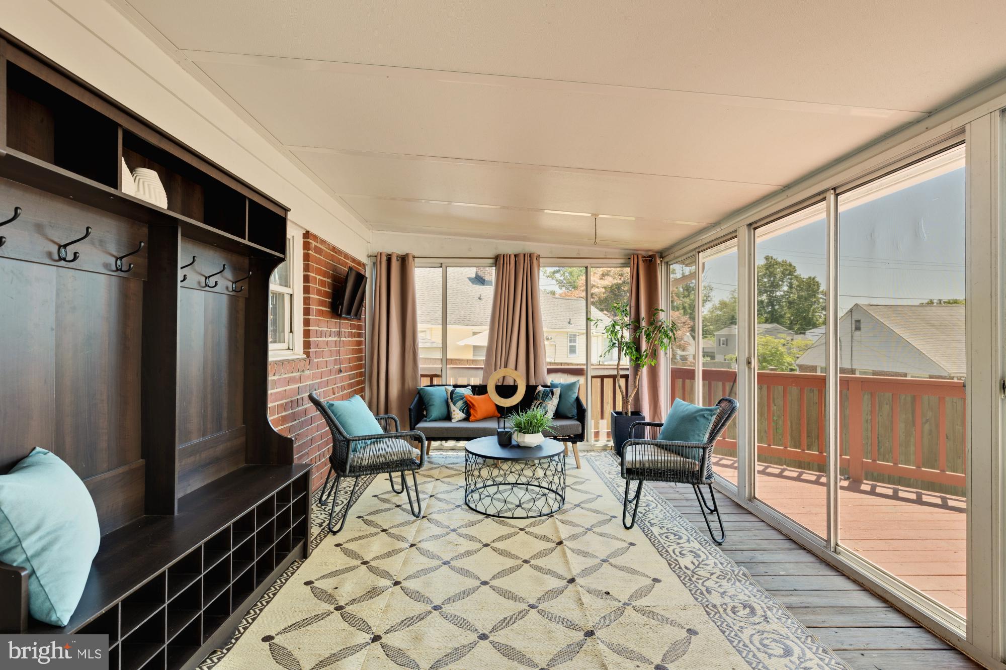 GLENMONT HILLS - Residential