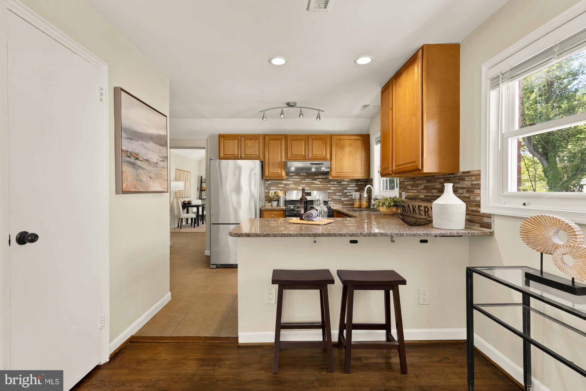 GLENMONT HILLS - Residential
