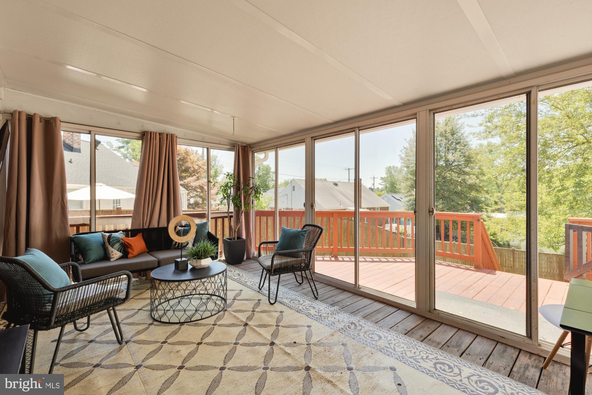 GLENMONT HILLS - Residential