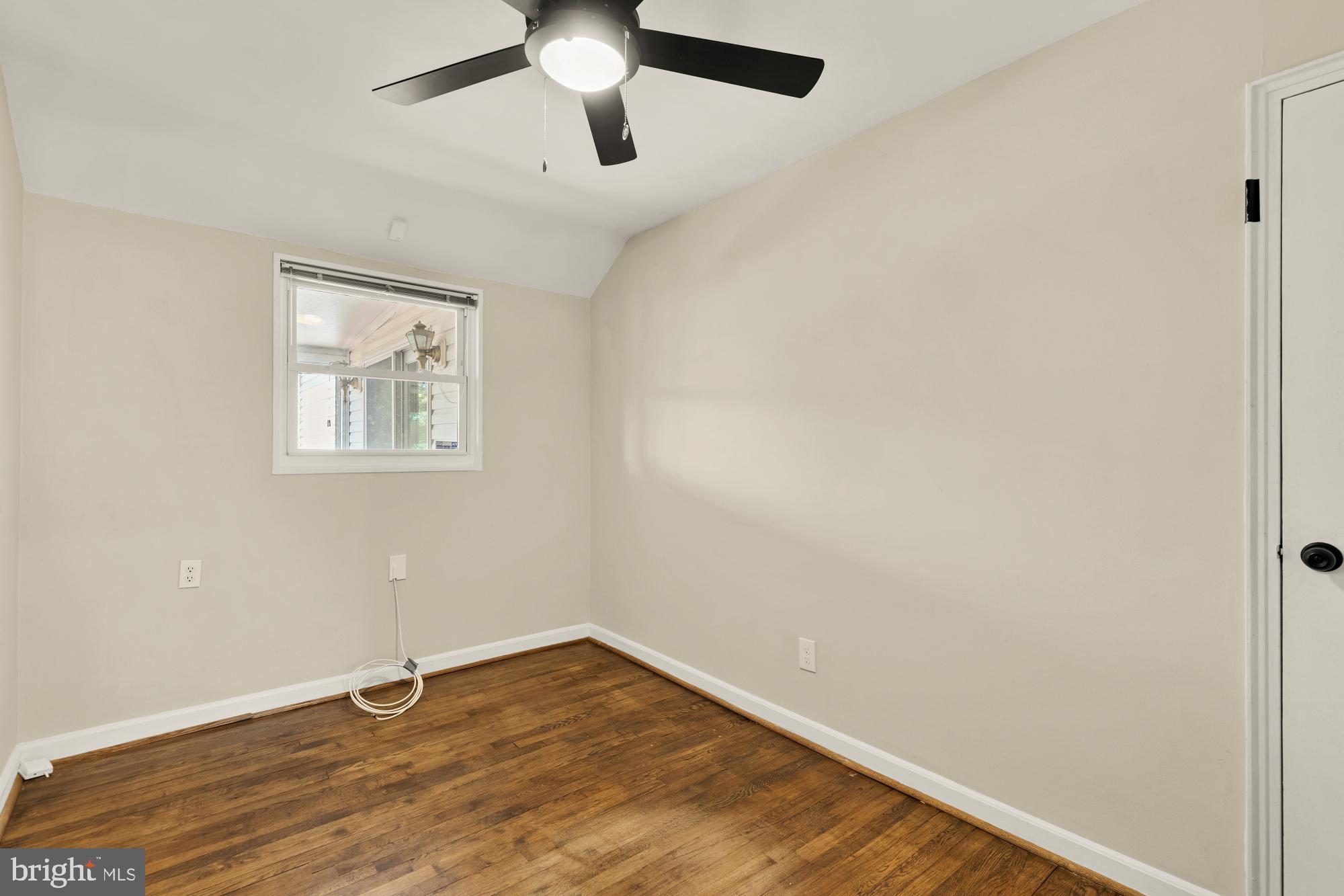 GLENMONT HILLS - Residential