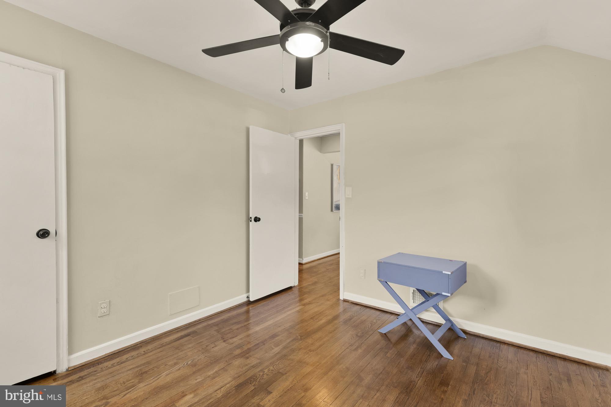 GLENMONT HILLS - Residential