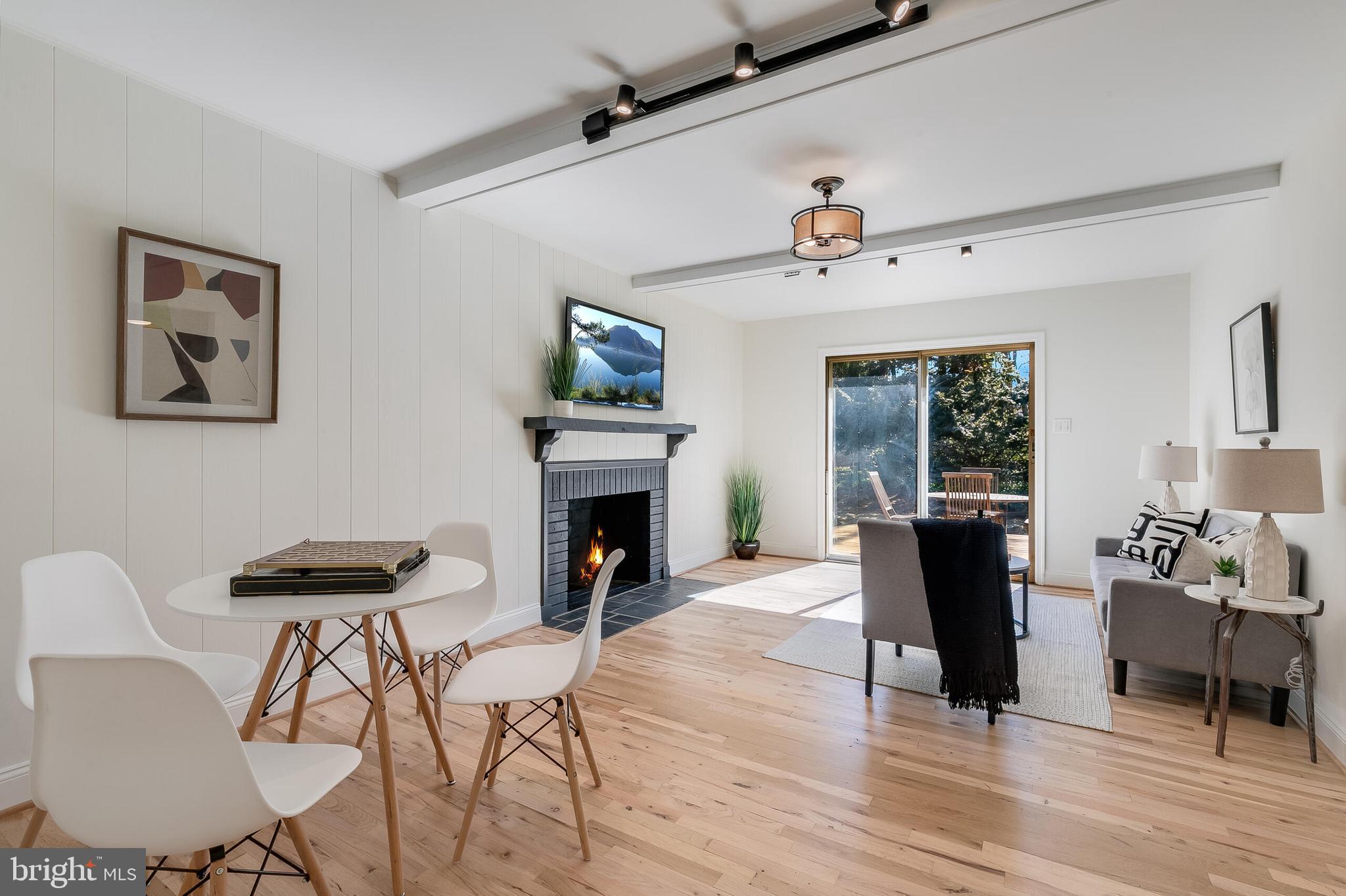 FLOWER VALLEY - Residential