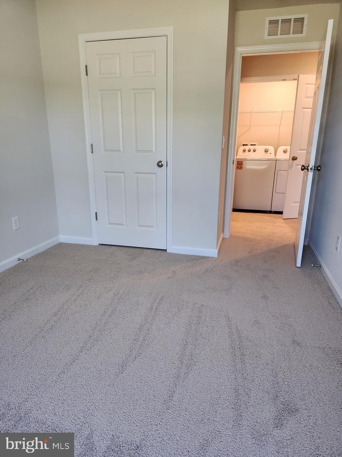 LURAY LANDING - Residential Lease