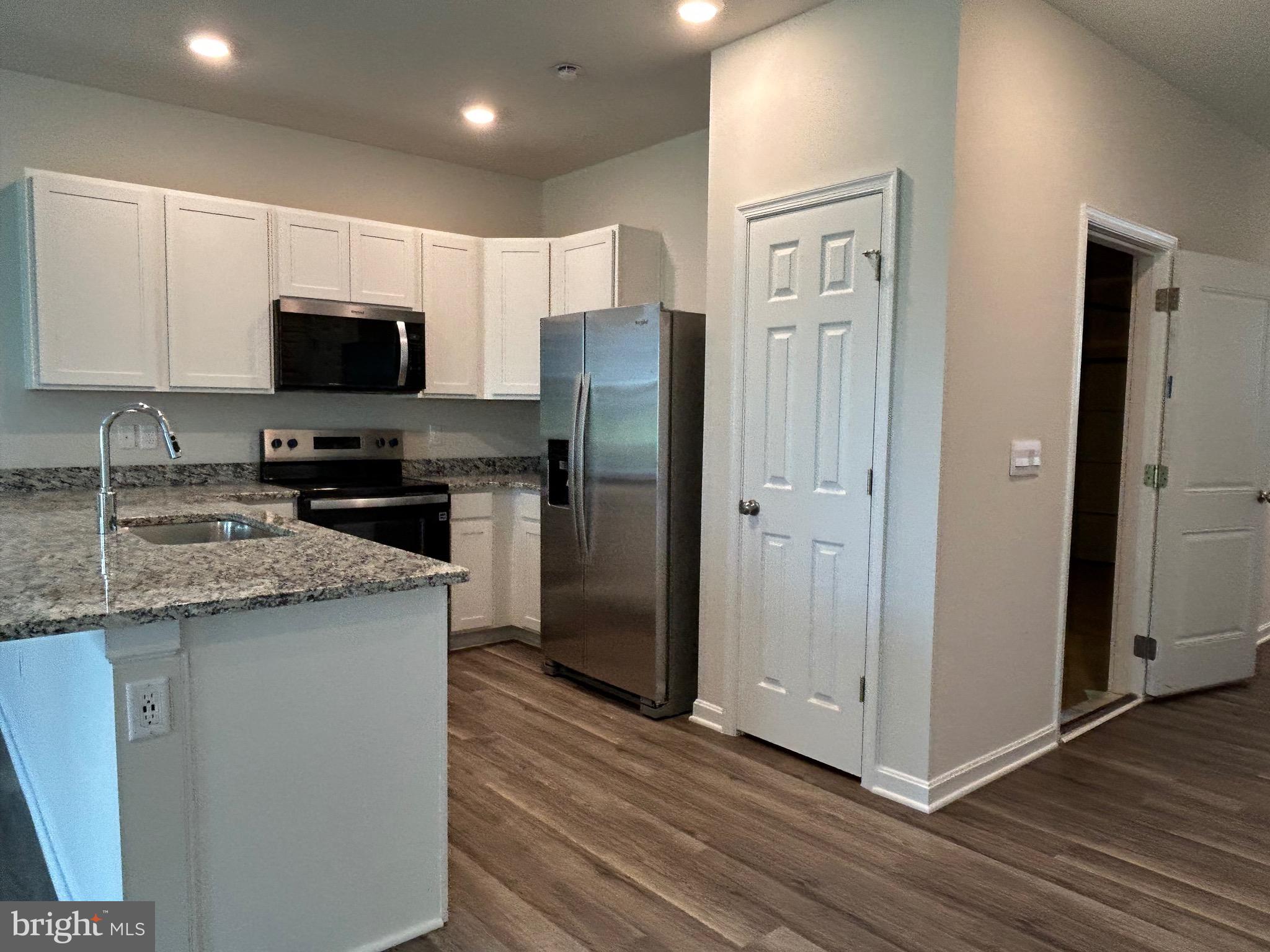 LURAY LANDING - Residential Lease