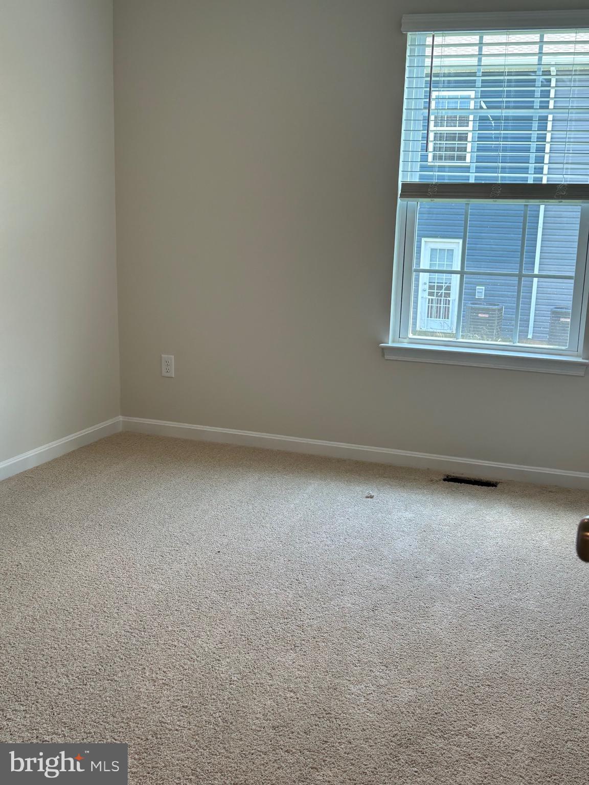 LURAY LANDING - Residential Lease