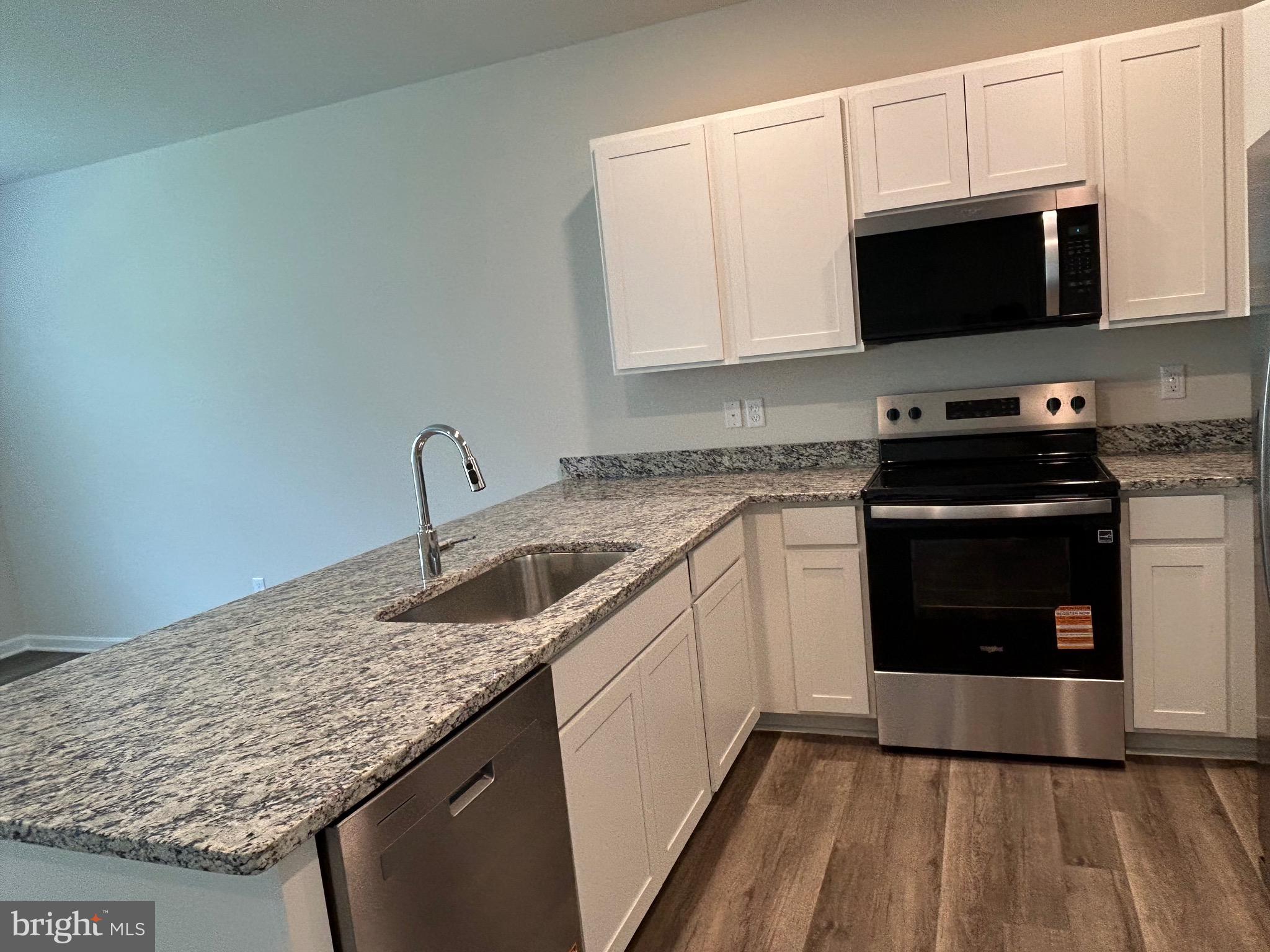 LURAY LANDING - Residential Lease