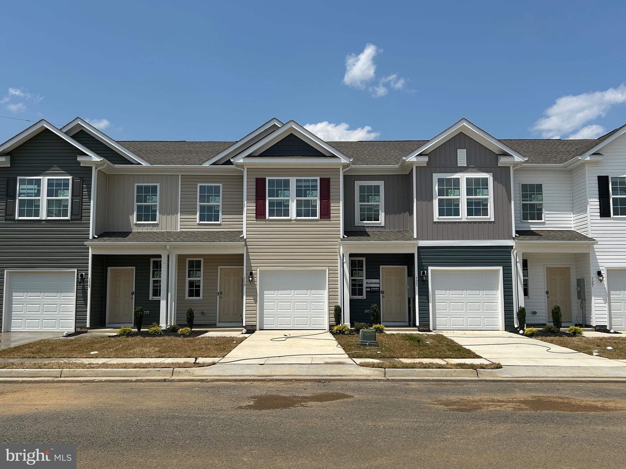 LURAY LANDING - Residential Lease