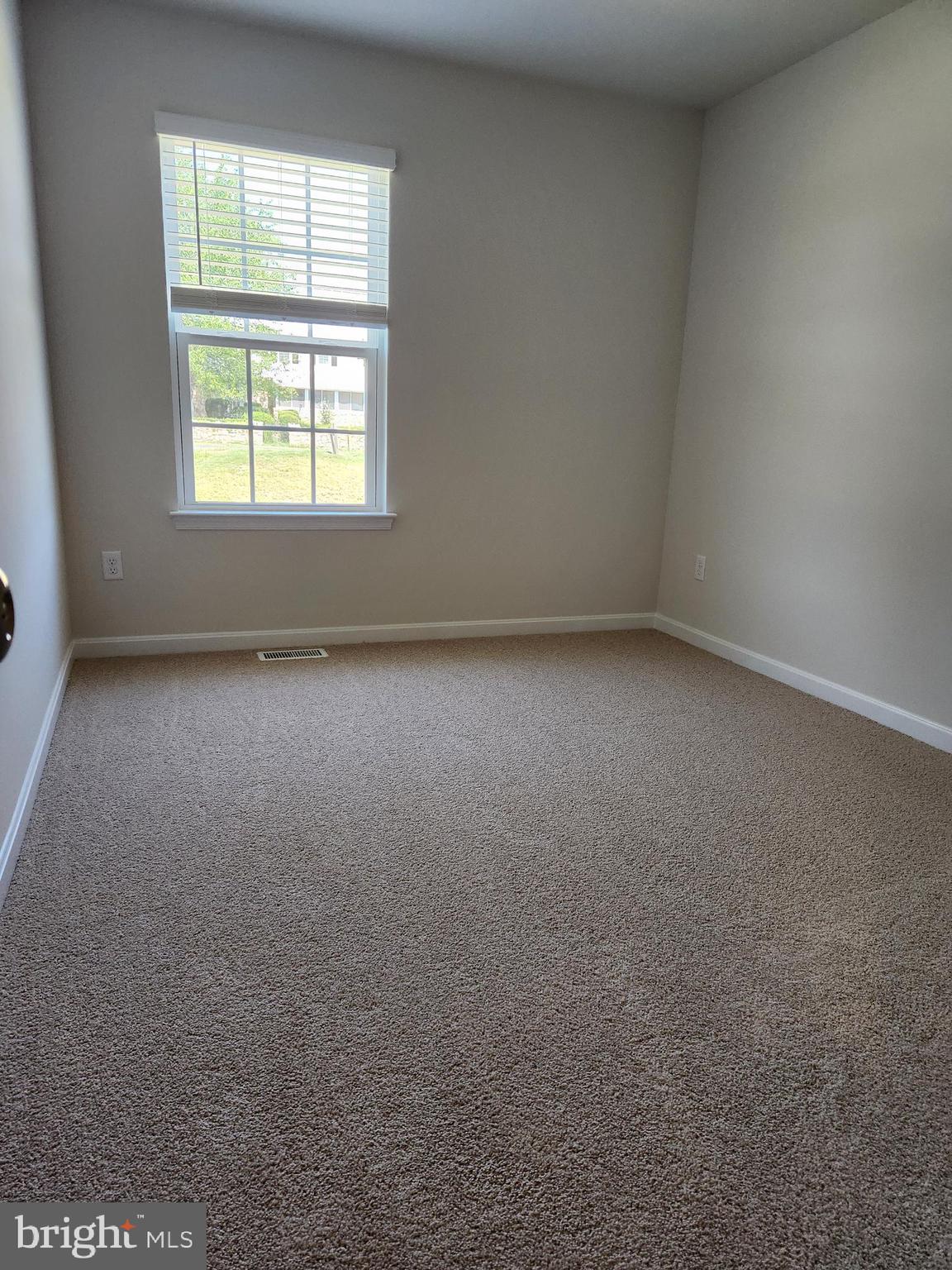 LURAY LANDING - Residential Lease