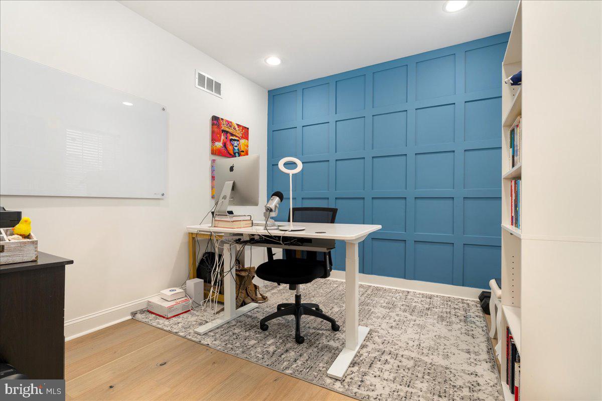 DOYLESTOWN HUNT - Residential