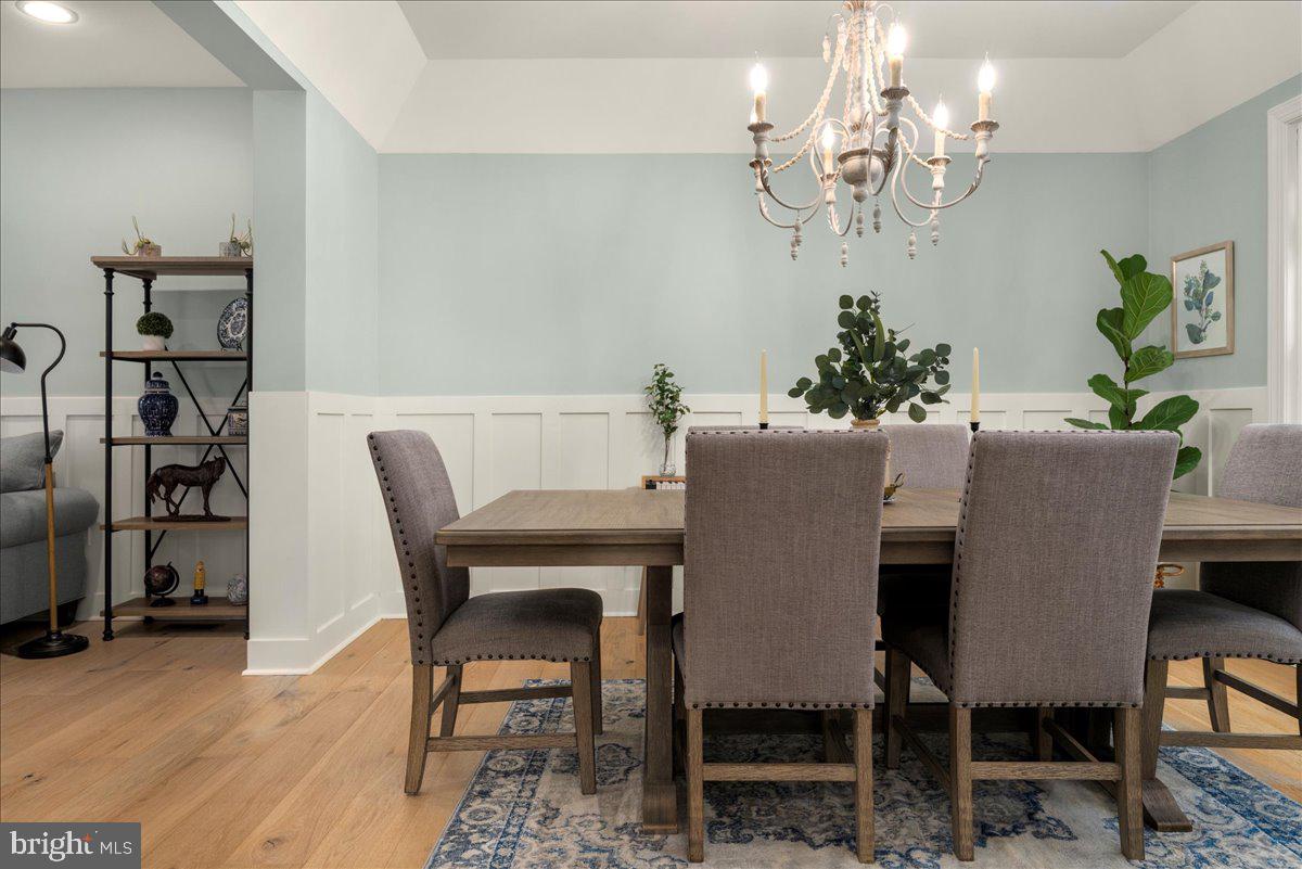 DOYLESTOWN HUNT - Residential