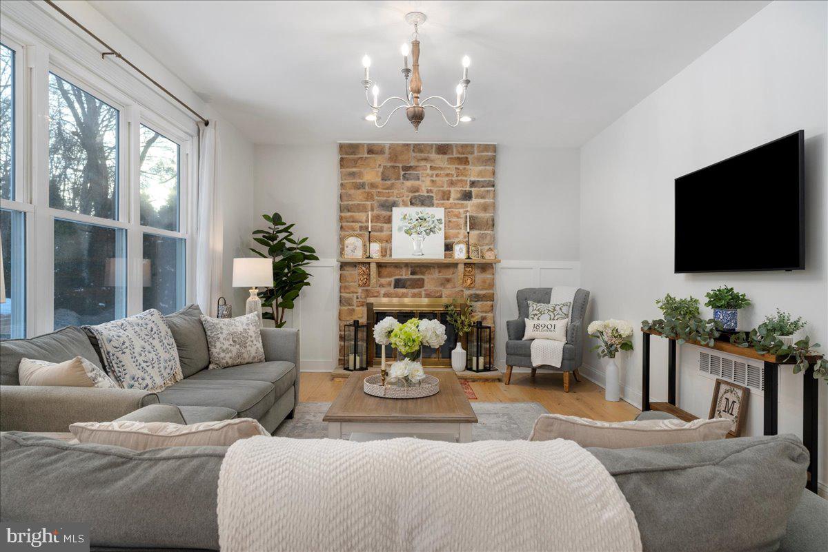 DOYLESTOWN HUNT - Residential