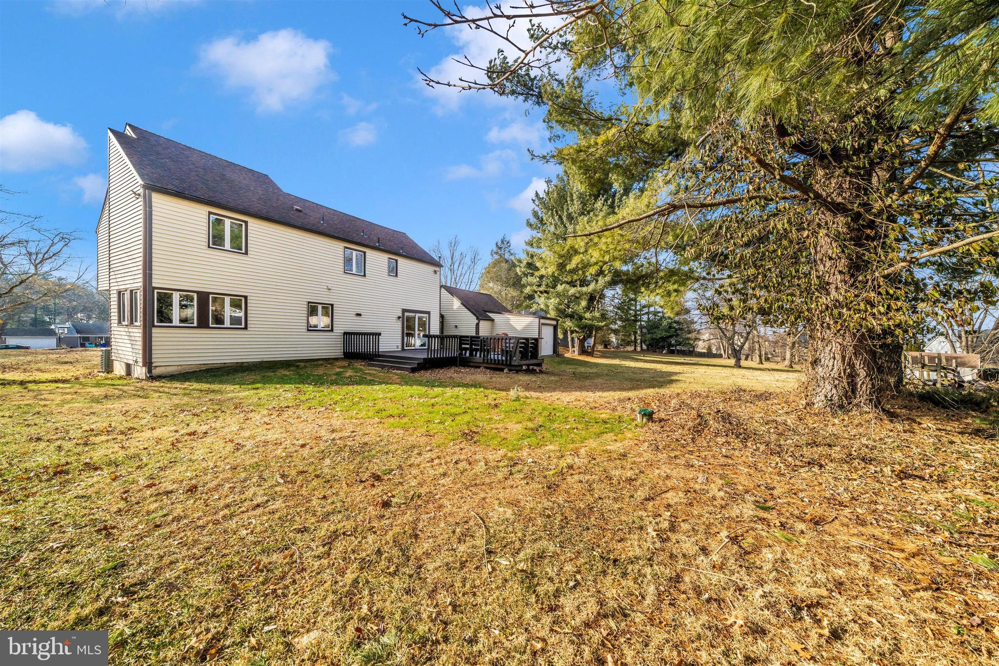 LOCH HAVEN - Residential