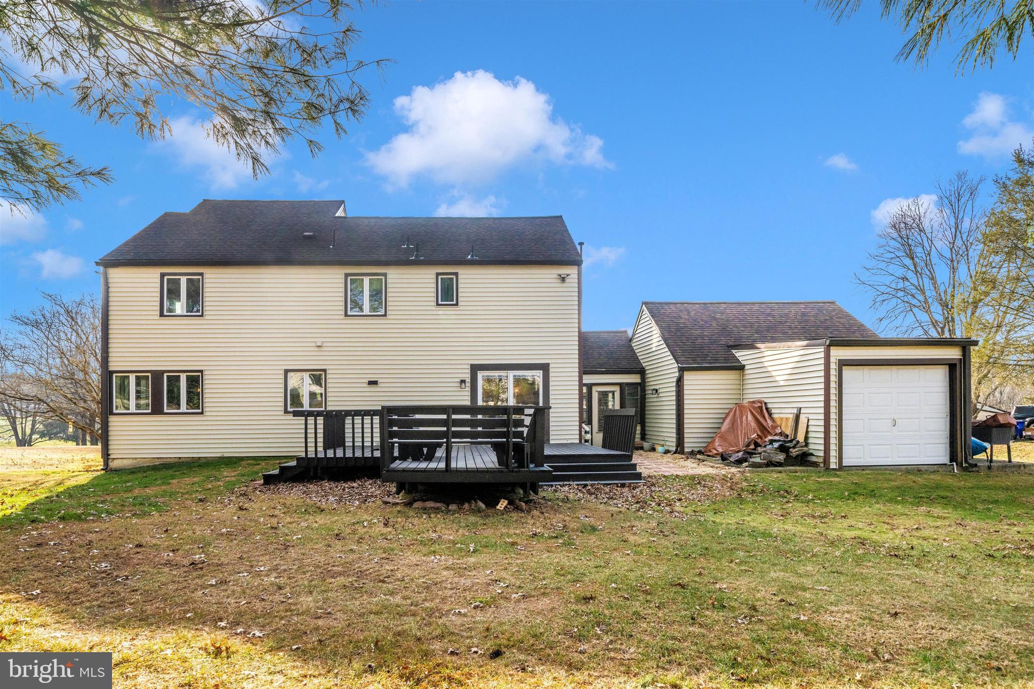 LOCH HAVEN - Residential