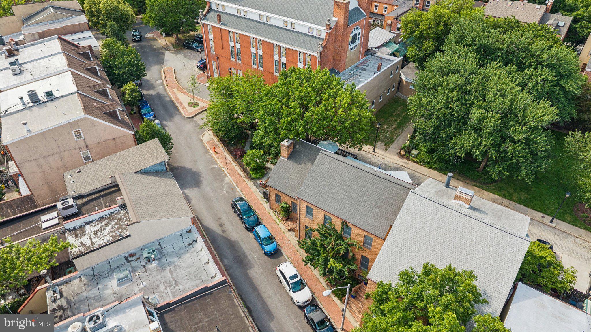124 W MONTGOMERY STREET