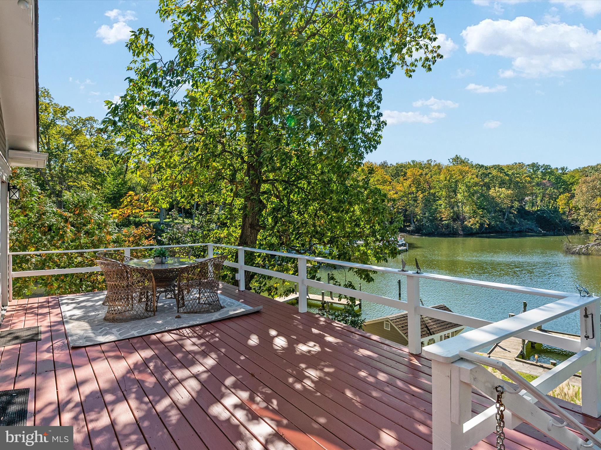 EDGEWATER BEACH - Residential