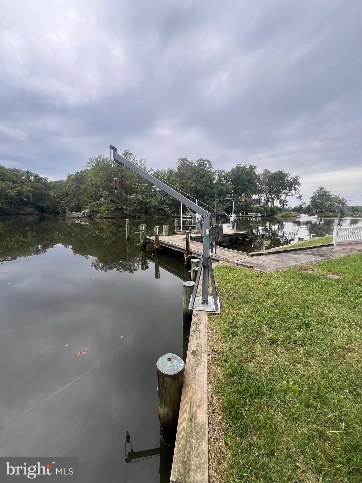 EDGEWATER BEACH - Residential