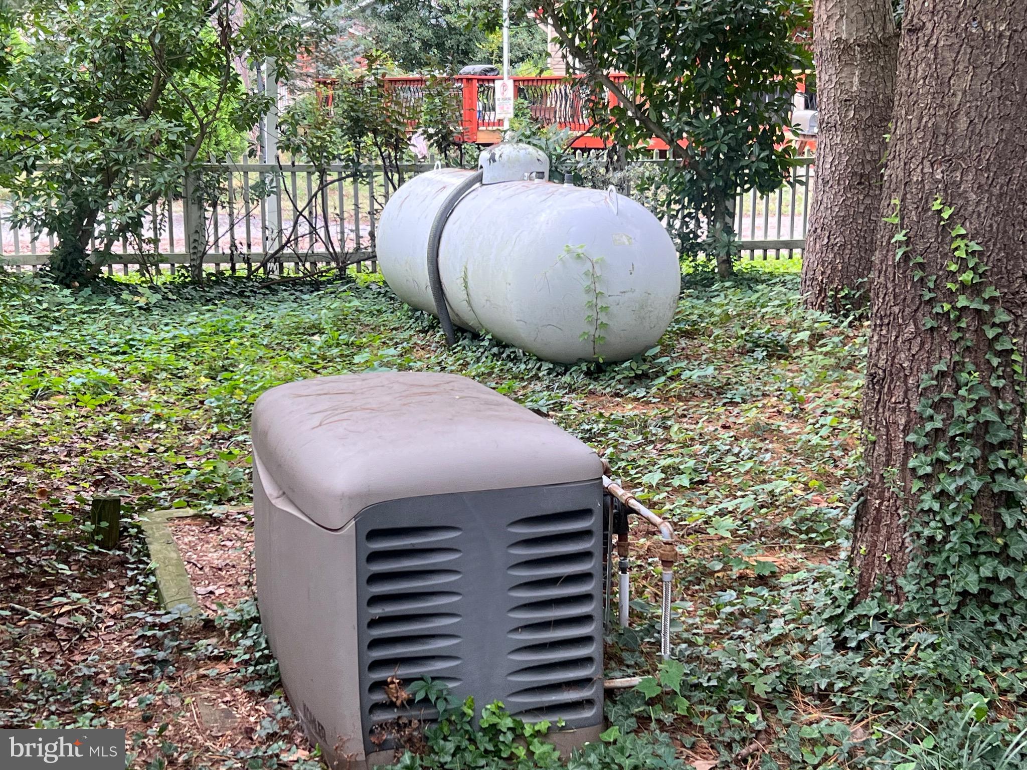 EDGEWATER BEACH - Residential