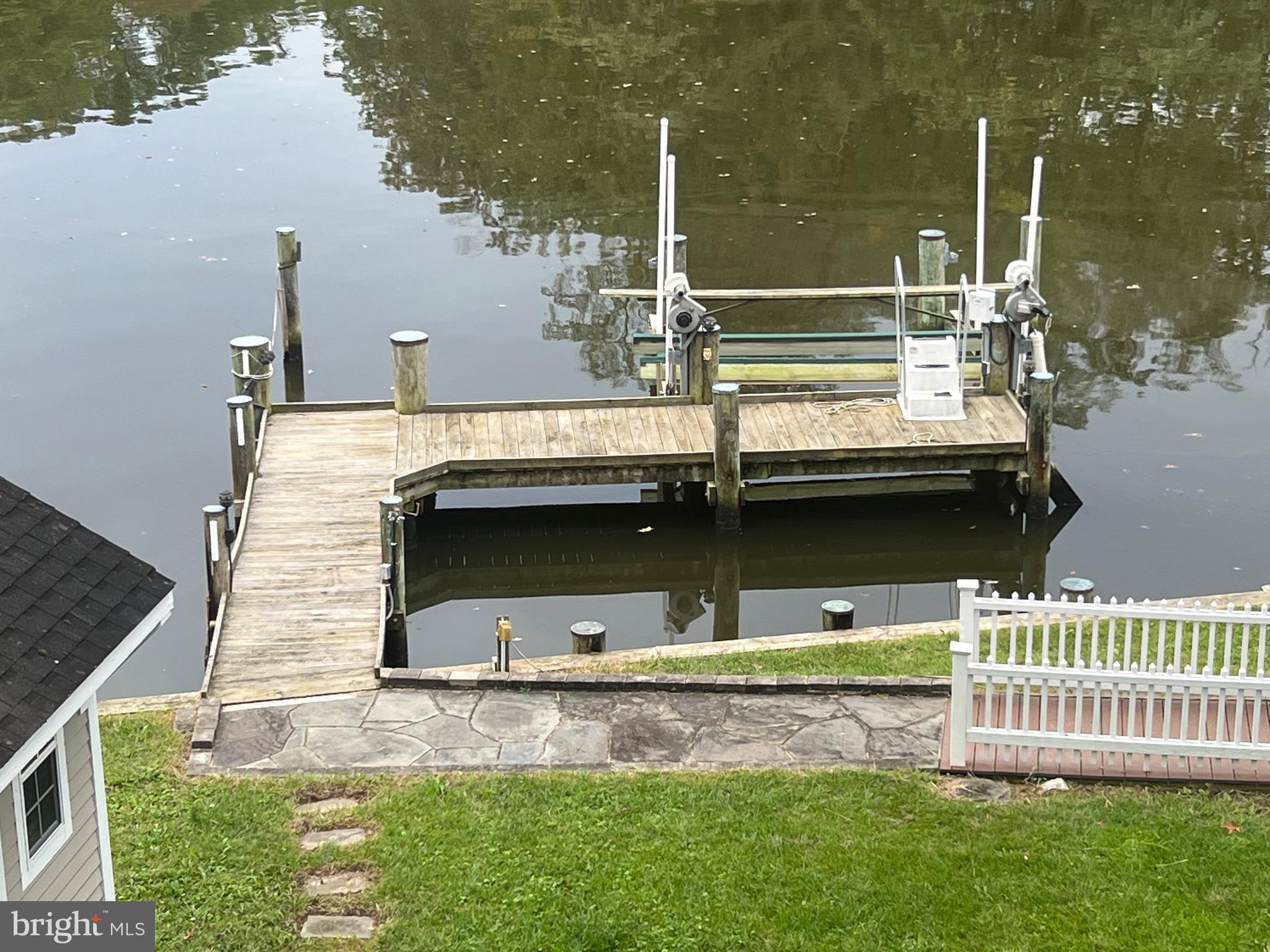 EDGEWATER BEACH - Residential