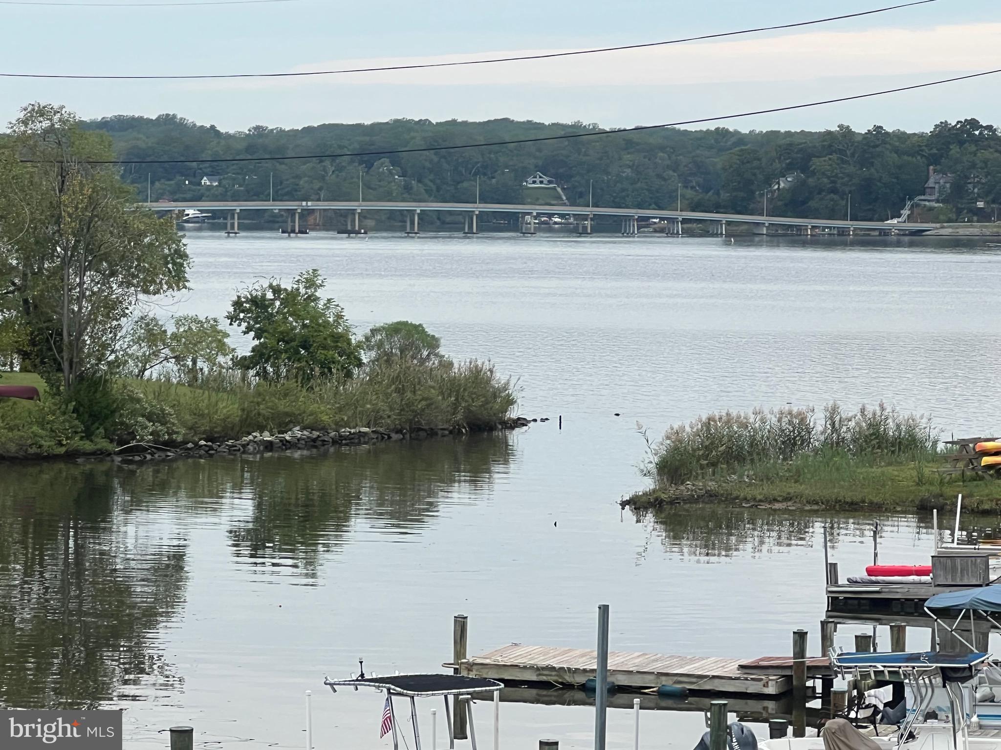 EDGEWATER BEACH - Residential