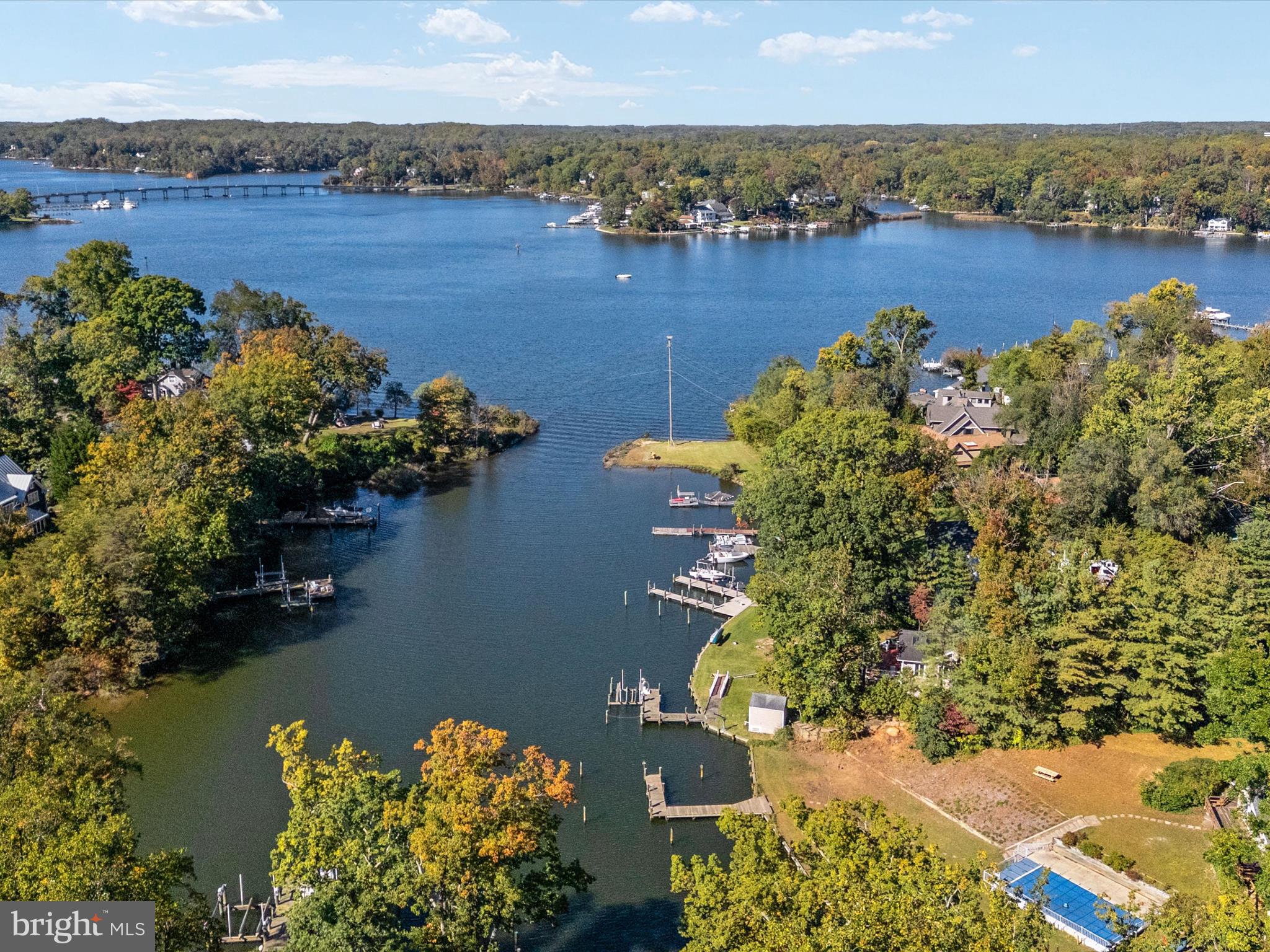 EDGEWATER BEACH - Residential