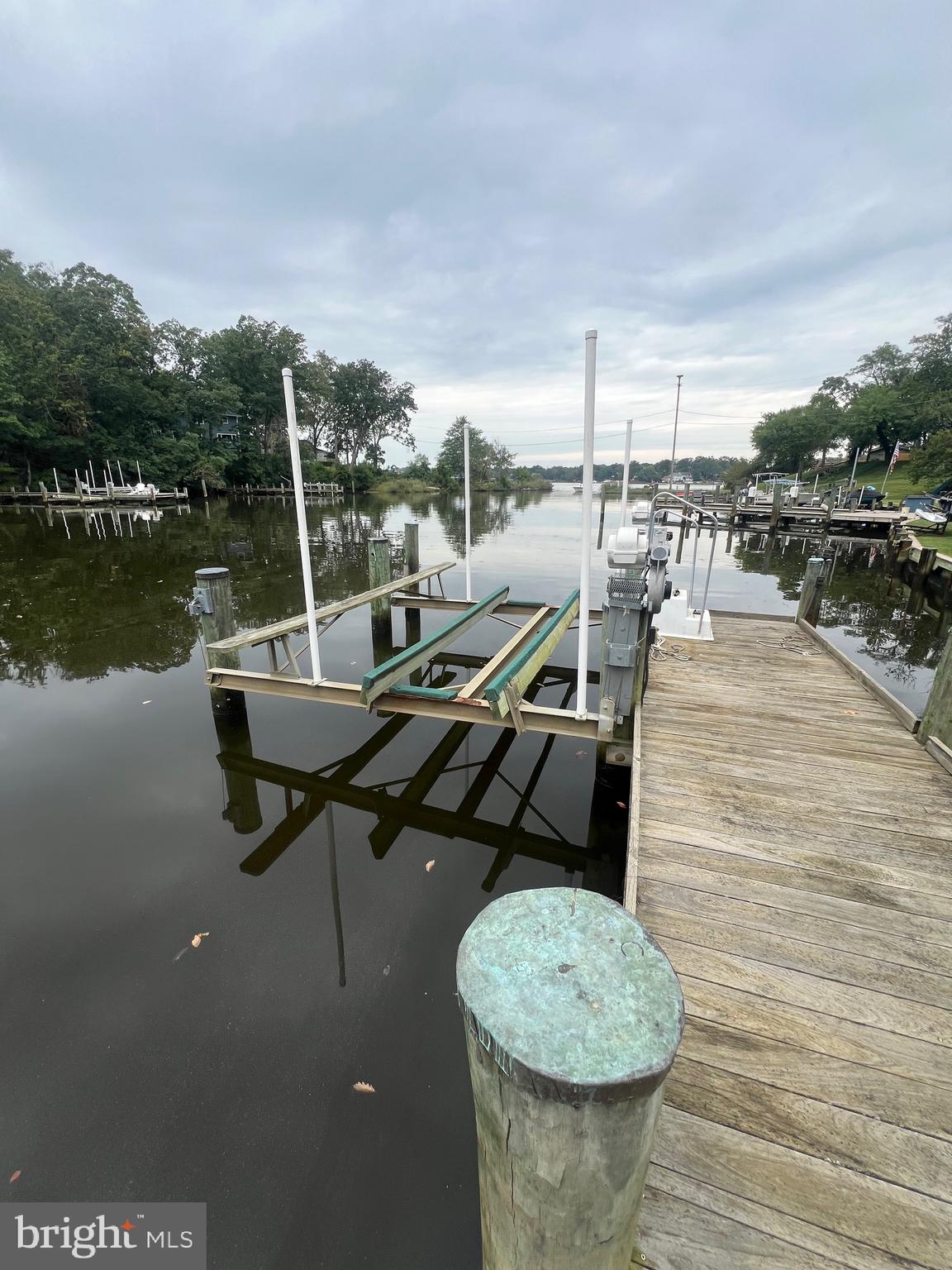 EDGEWATER BEACH - Residential