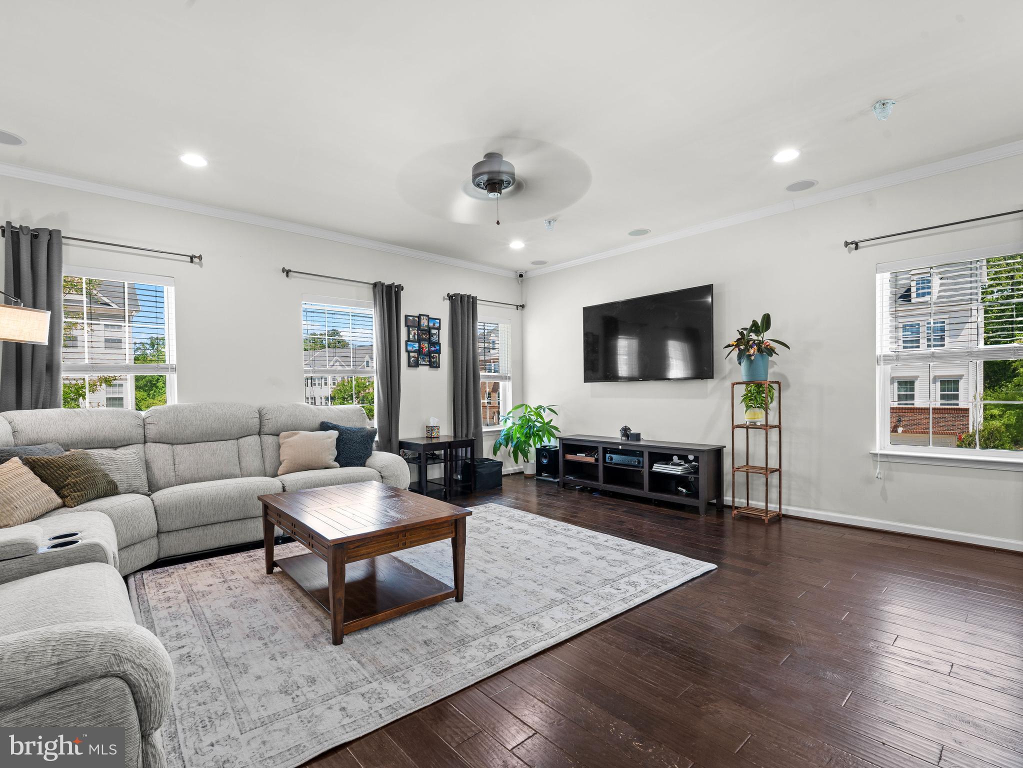 7503 CANTON WAY