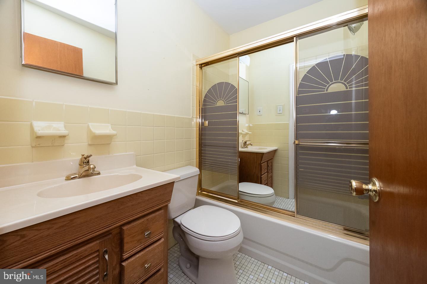 ROMAN VILLAGE - Residential