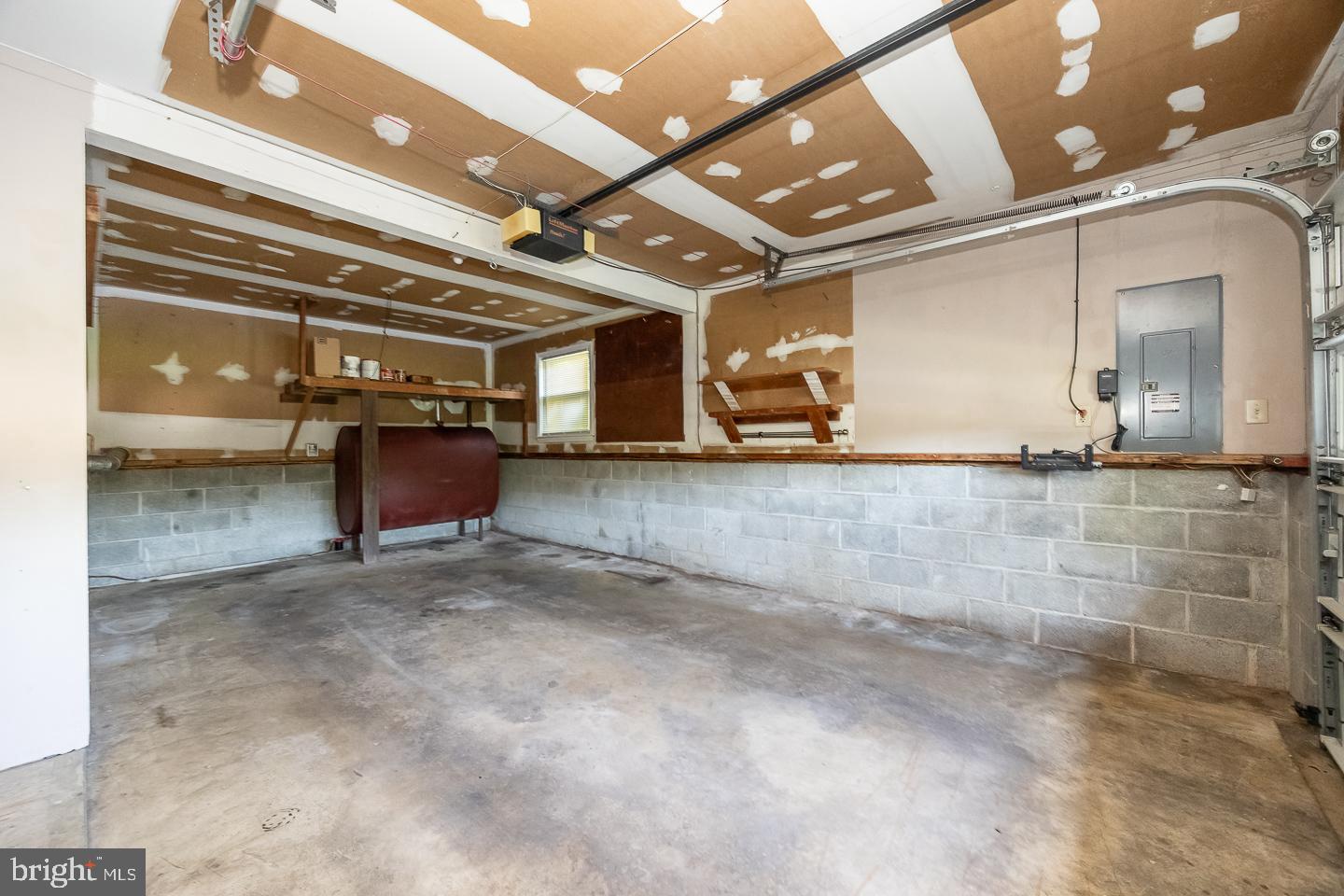 ROMAN VILLAGE - Residential