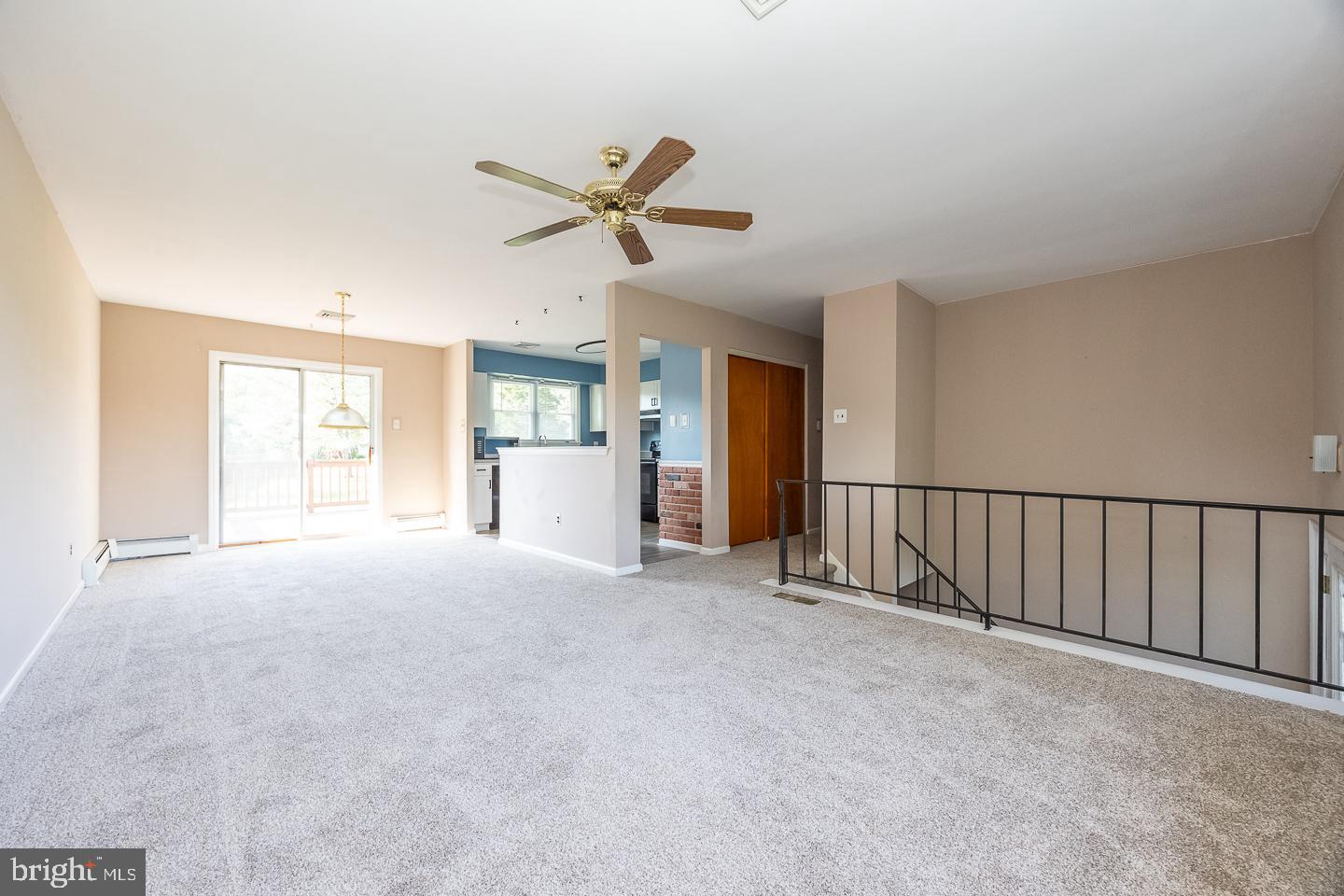 ROMAN VILLAGE - Residential