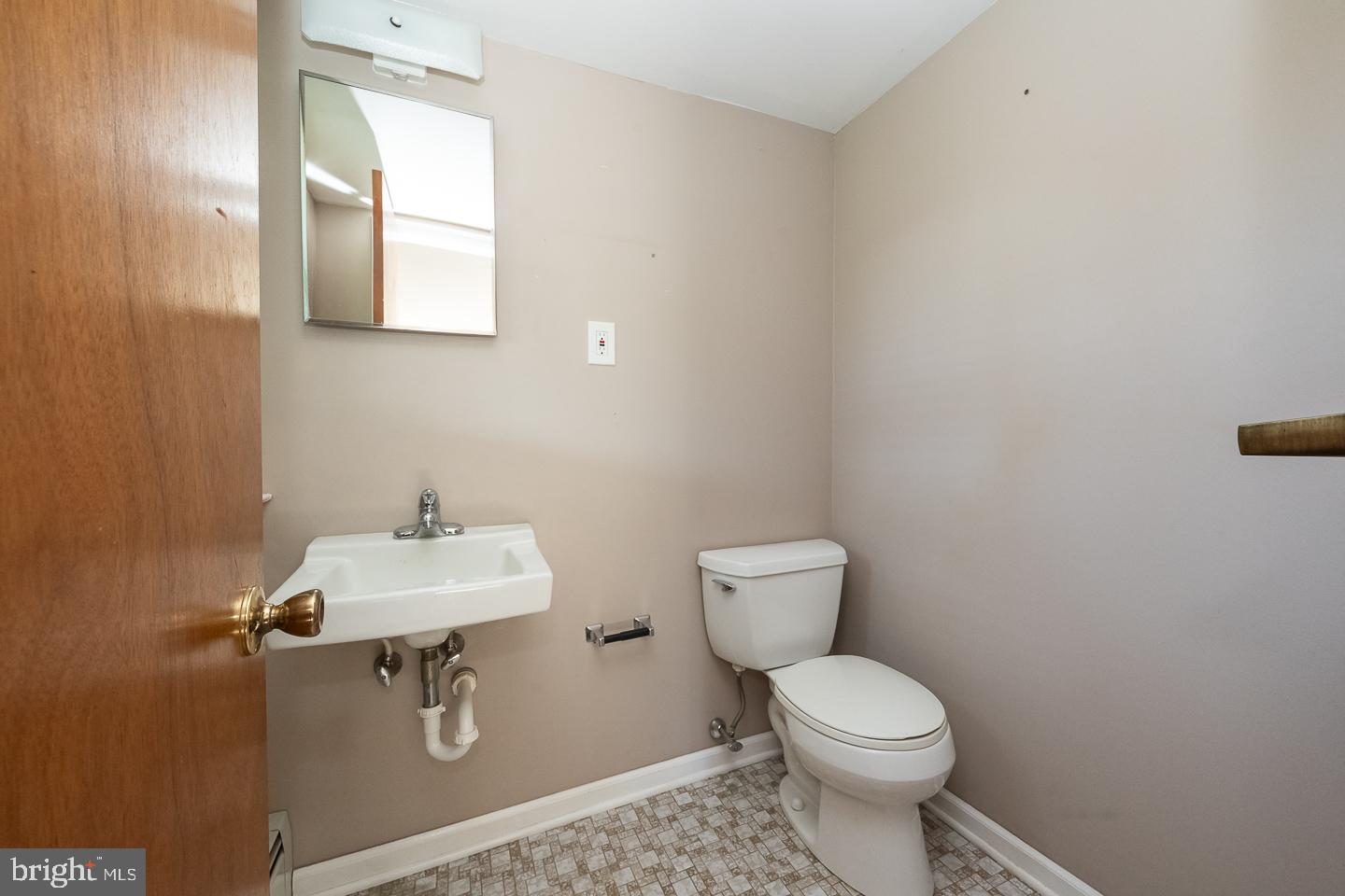 ROMAN VILLAGE - Residential