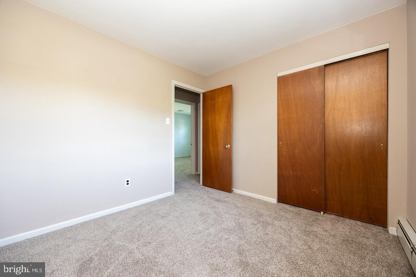 ROMAN VILLAGE - Residential