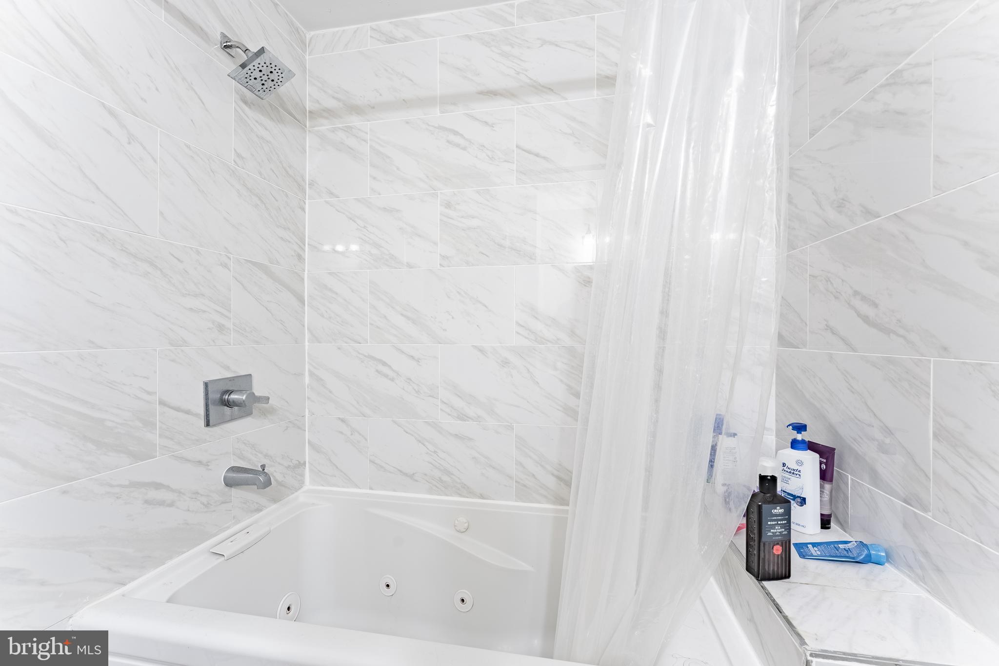 SOUTHGATE SQUARE CLUSTER - Residential