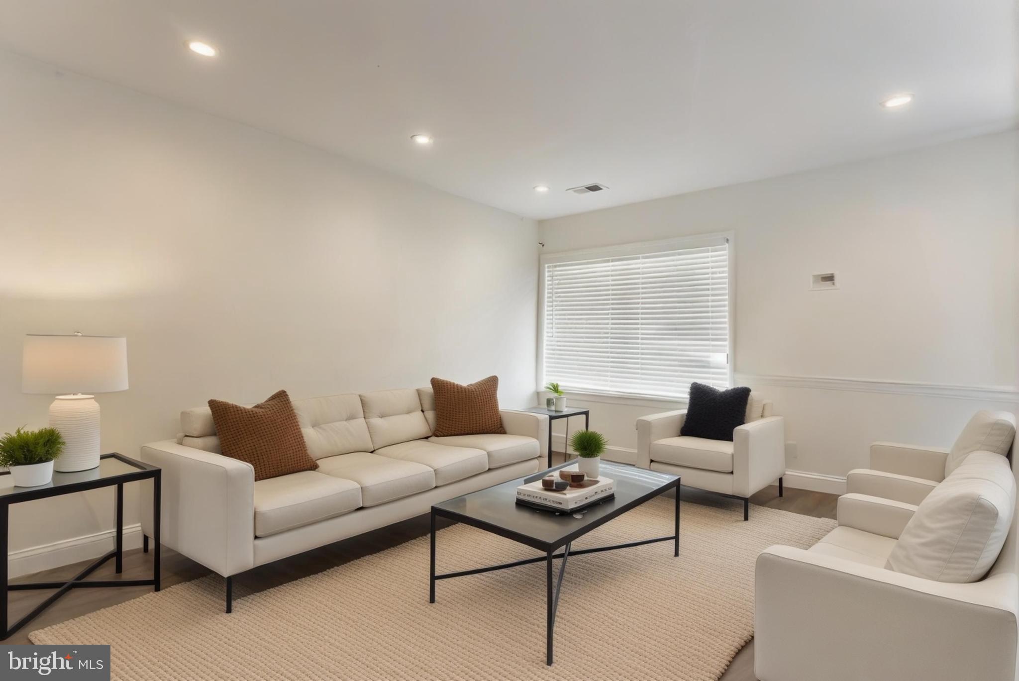 SOUTHGATE SQUARE CLUSTER - Residential