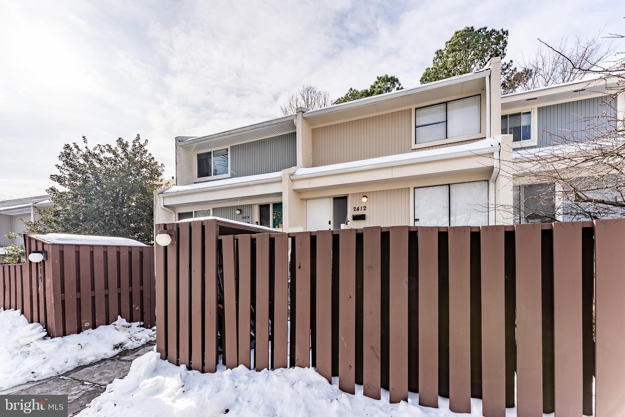 SOUTHGATE SQUARE CLUSTER - Residential