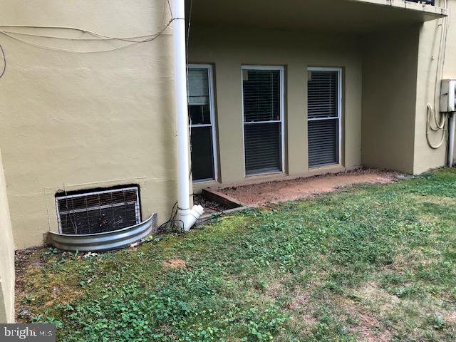 APPLEWALK CONDO - Residential