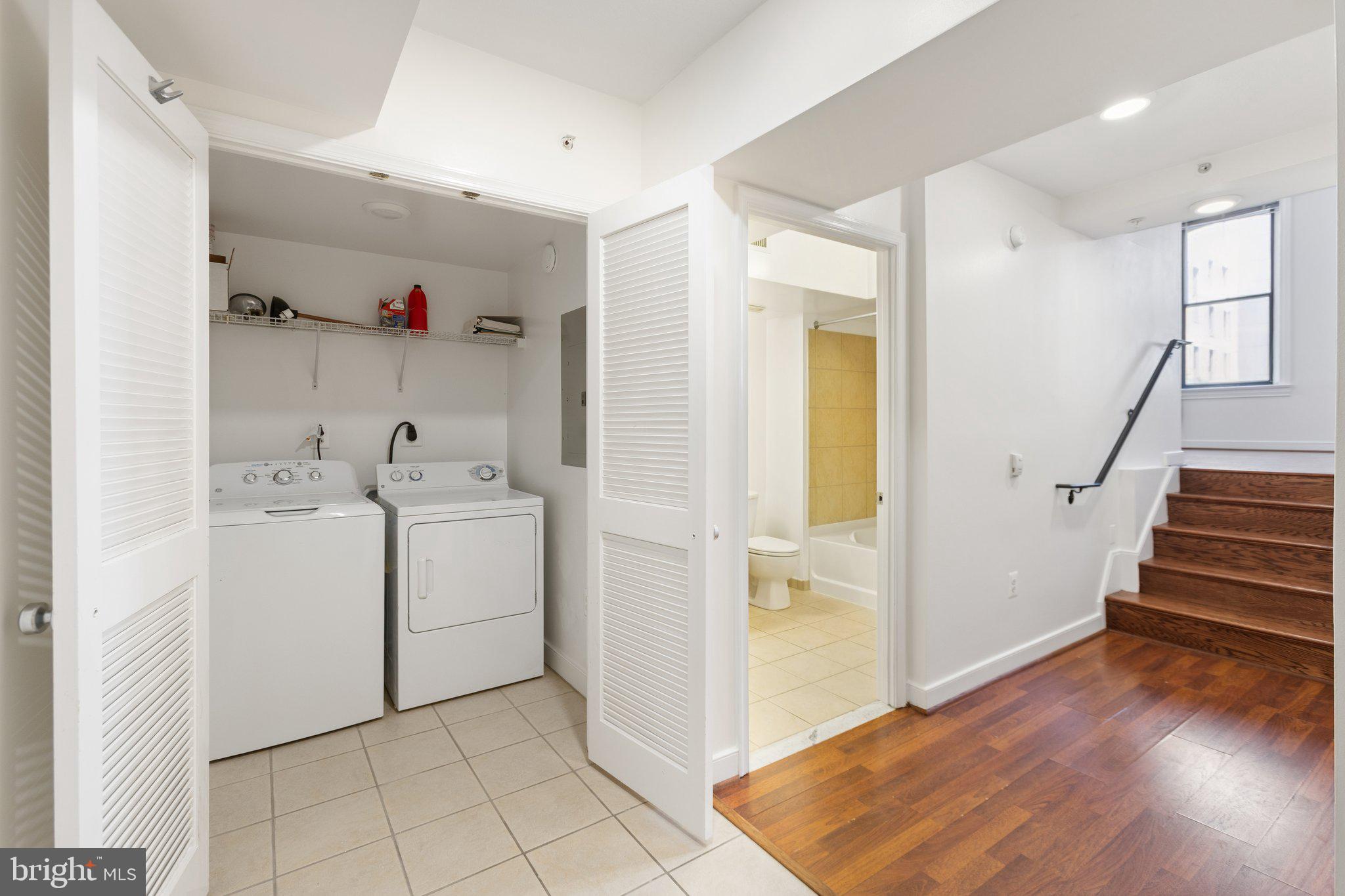 616 E NW 217