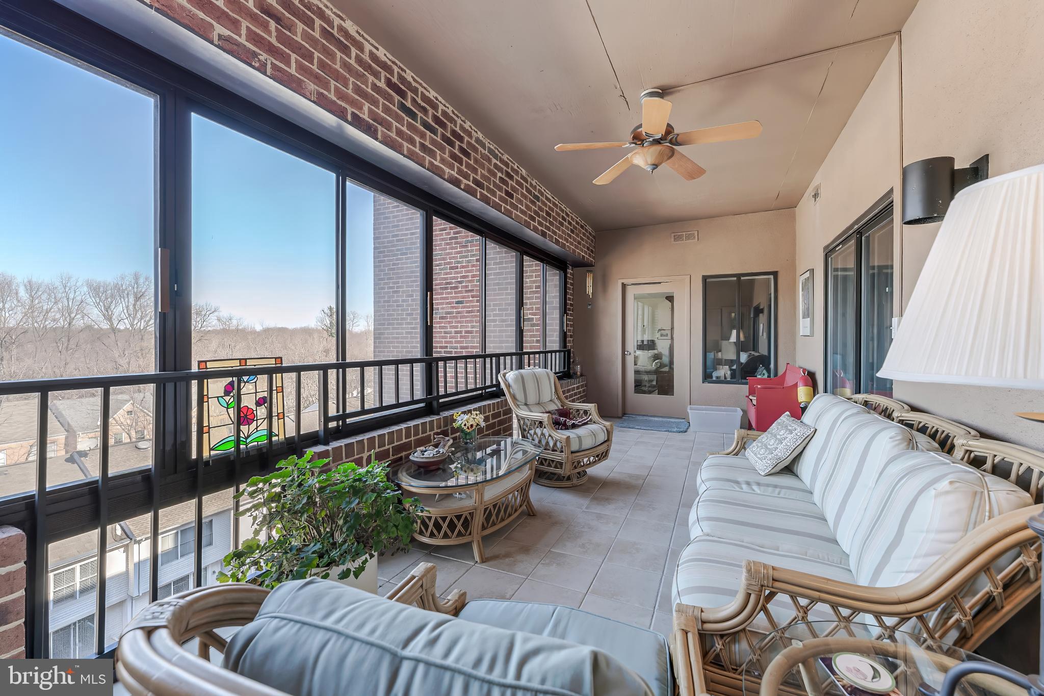 WATERFORD SQUARE - Residential