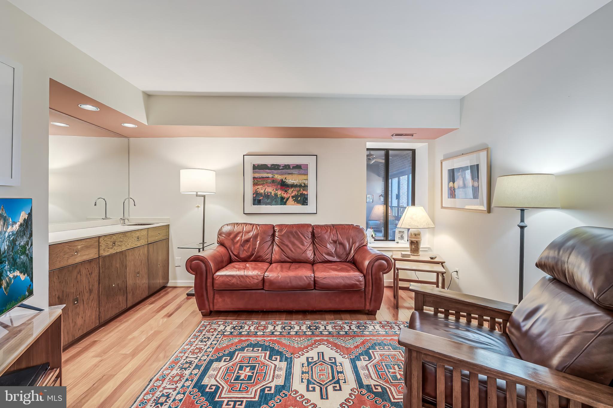 WATERFORD SQUARE - Residential