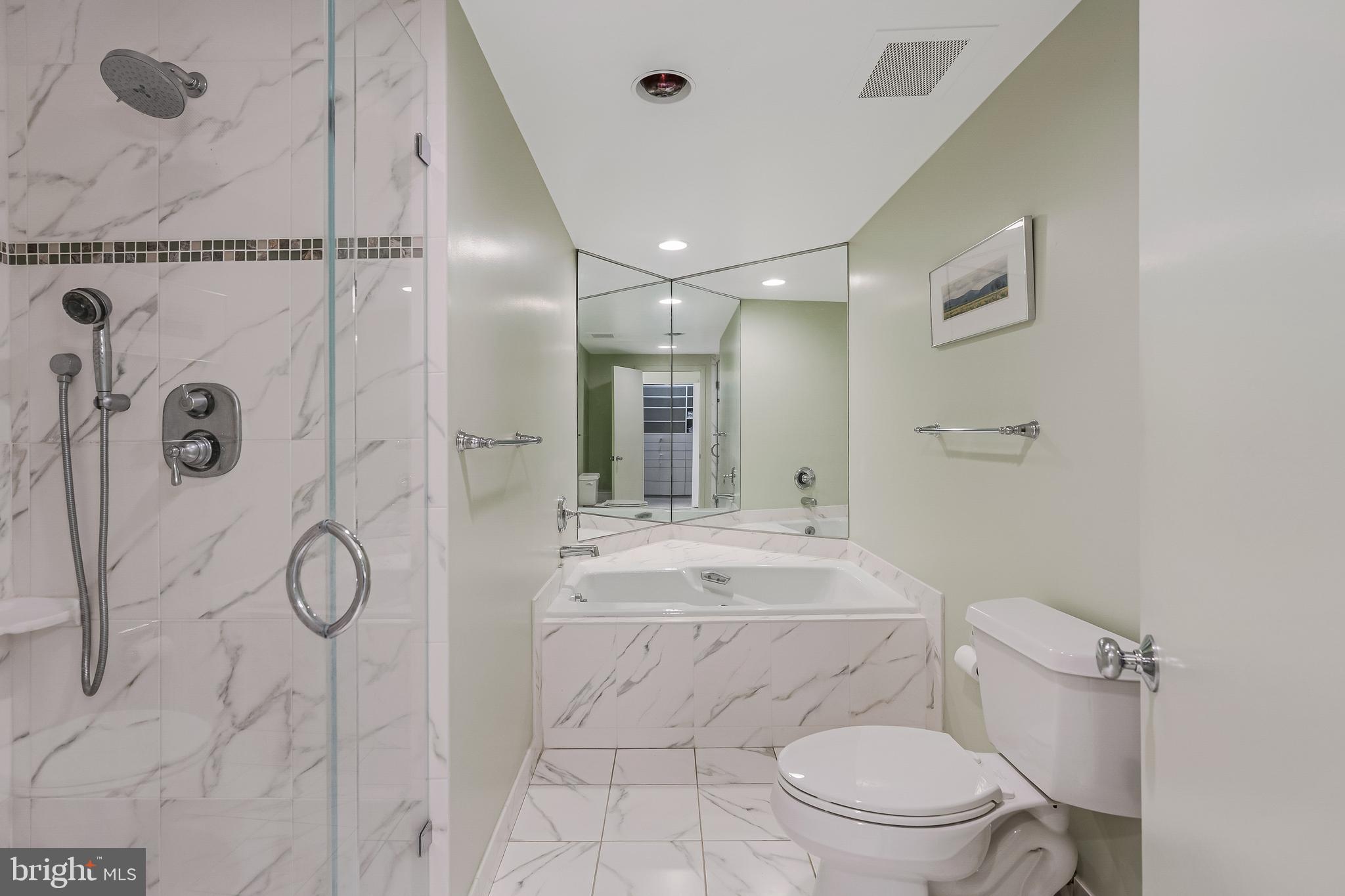 WATERFORD SQUARE - Residential