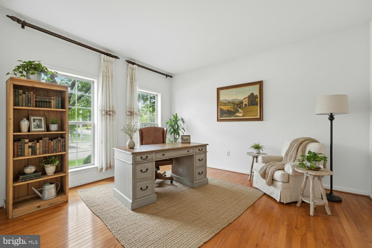 FOX CHASE - Residential