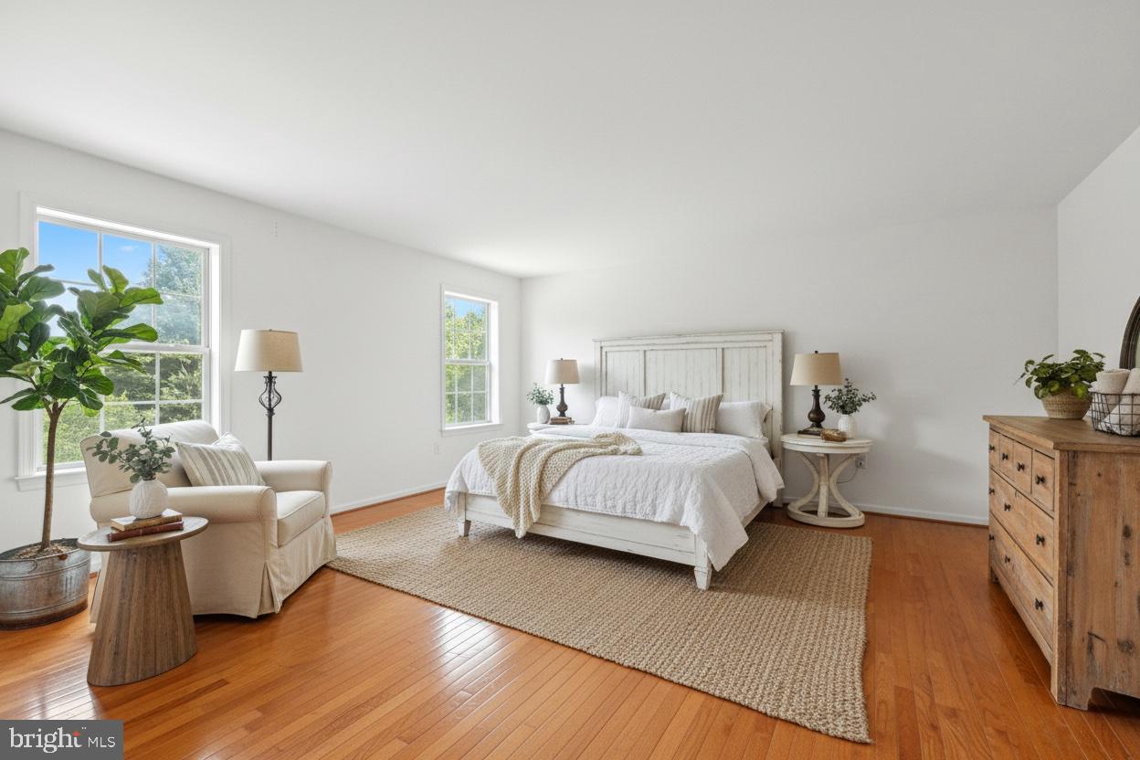 FOX CHASE - Residential