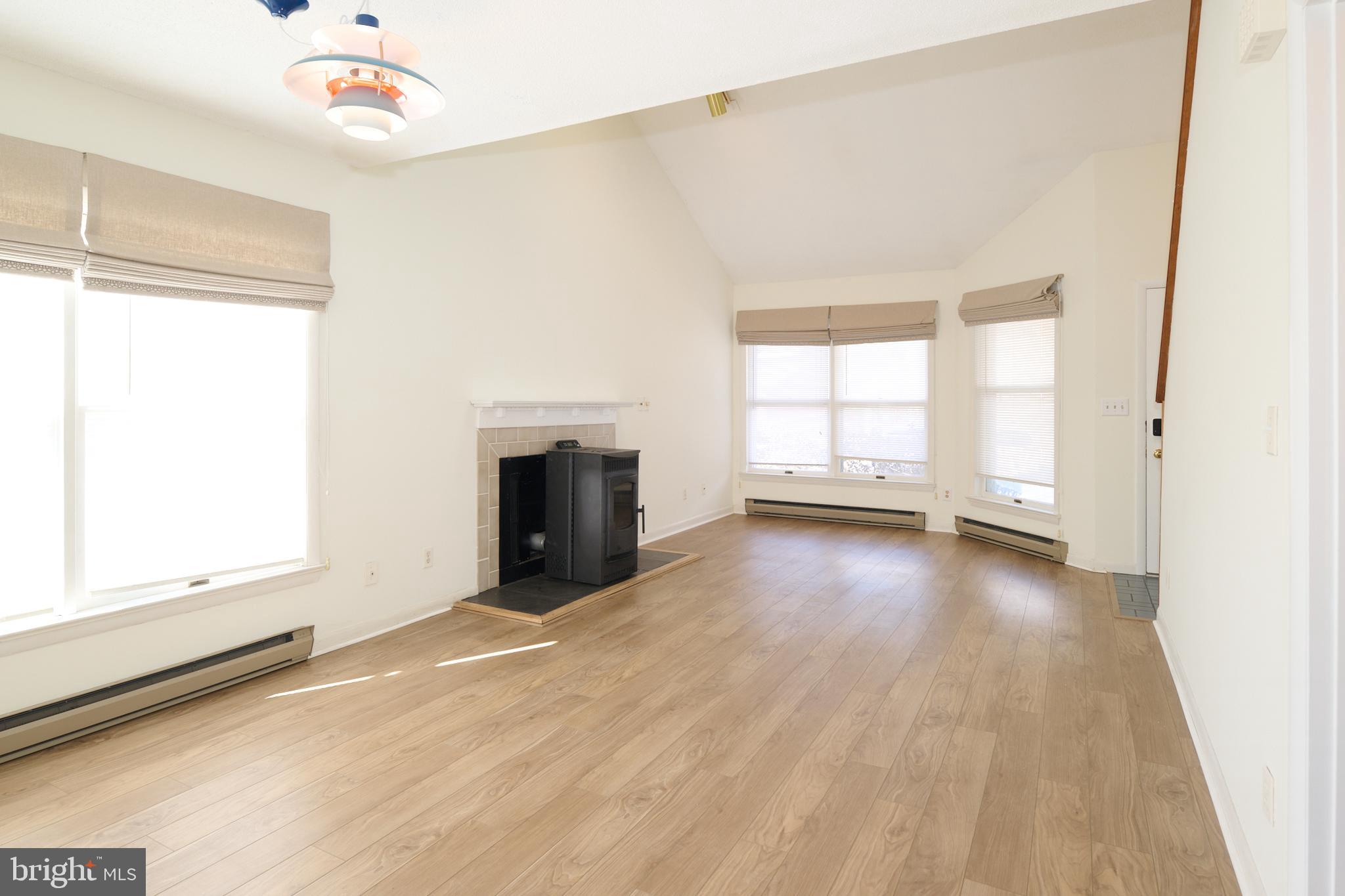 CEDAR KNOLL - Residential