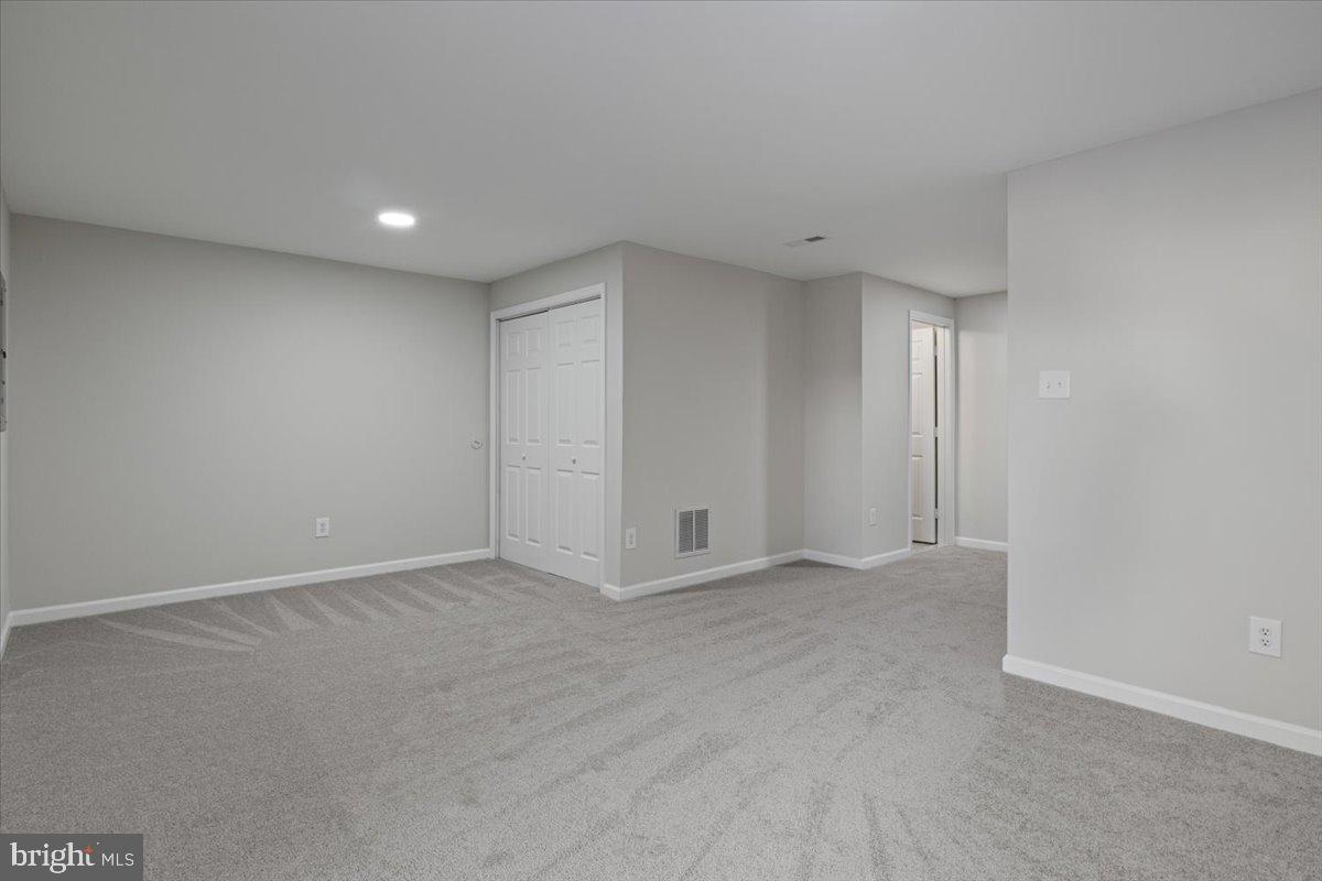 CENTREVILLE GREEN - Residential