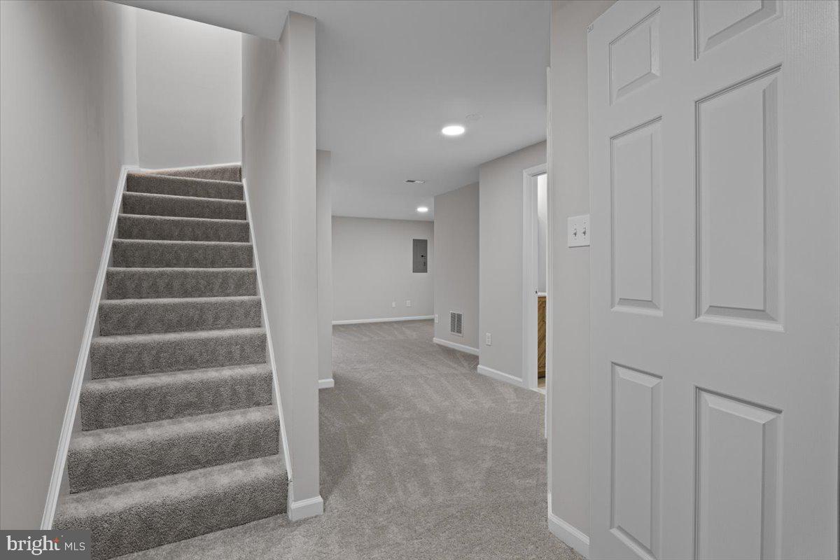 CENTREVILLE GREEN - Residential