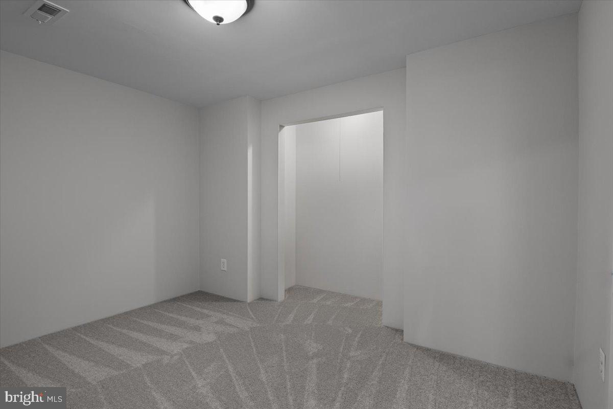 CENTREVILLE GREEN - Residential