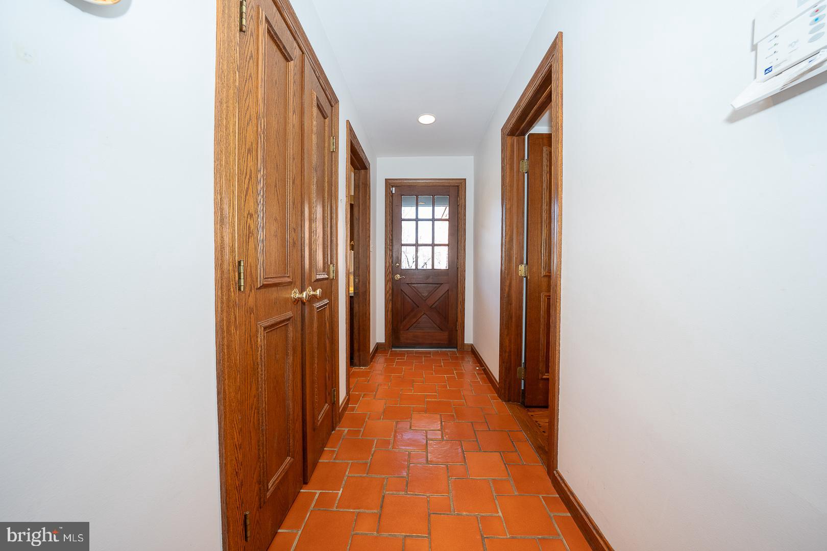 RADNOR HUNT - Residential